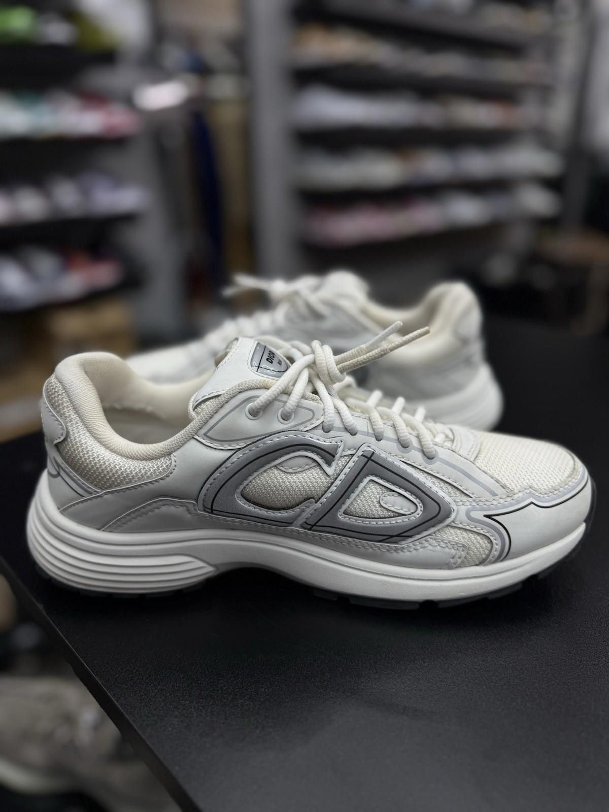 Dior Dior B30 White Reflective Silver Size 40EU/7US $1200 Retail Size US 7 / EU 40 - 7 Thumbnail