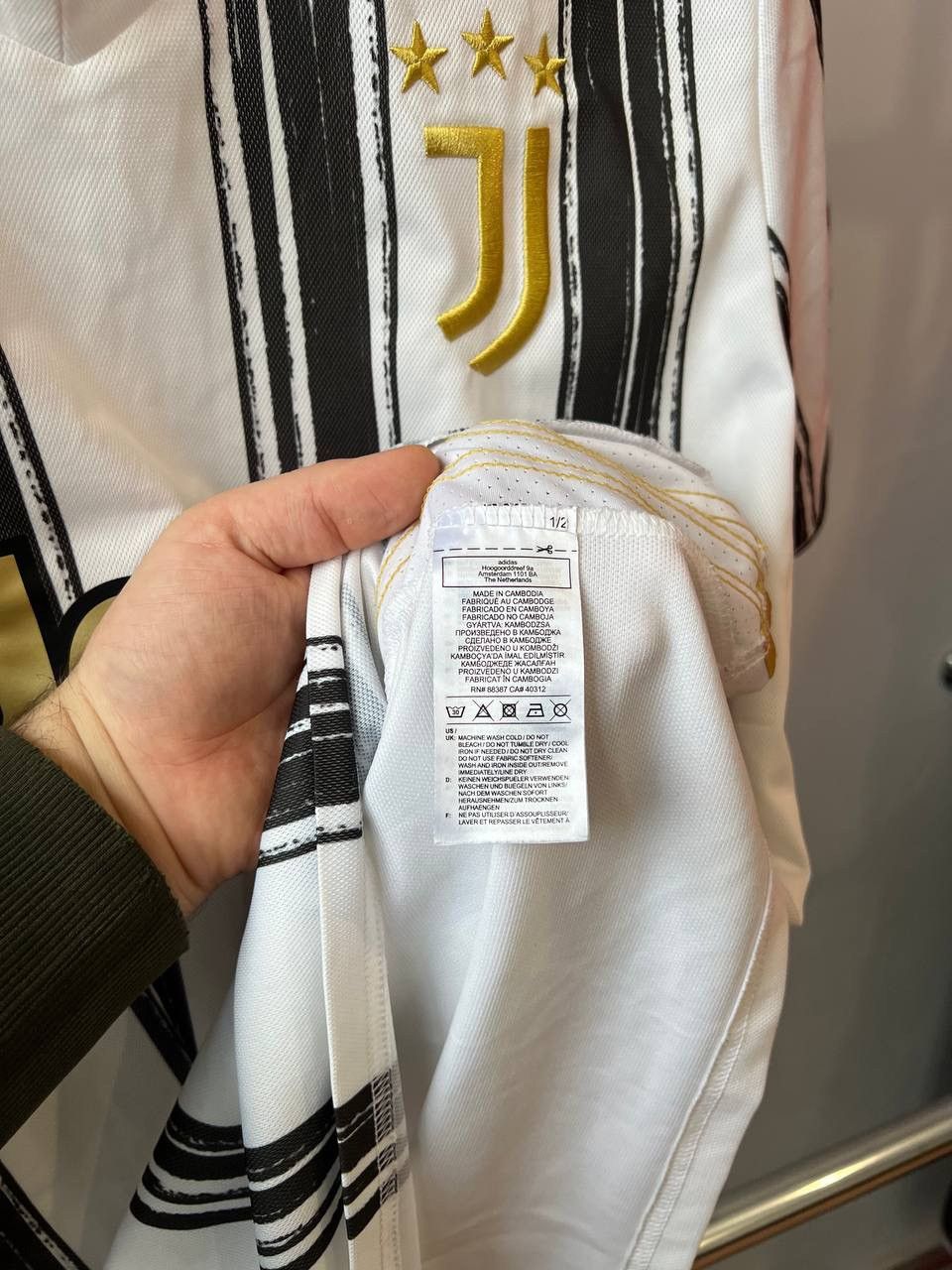 Adidas 2020/21 JUVENTUS FC HOME SOCCER JERSEY FOOTBALL SHIRT SZ XL Size US XL / EU 56 / 4 - 9 Thumbnail