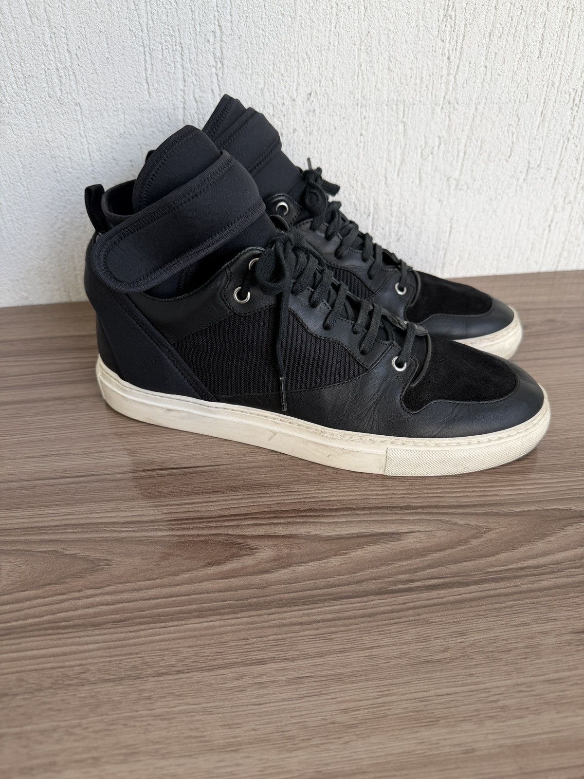Balenciaga arena with strap sneaker Size US 9.5 / EU 42-43 - 2 Thumbnail