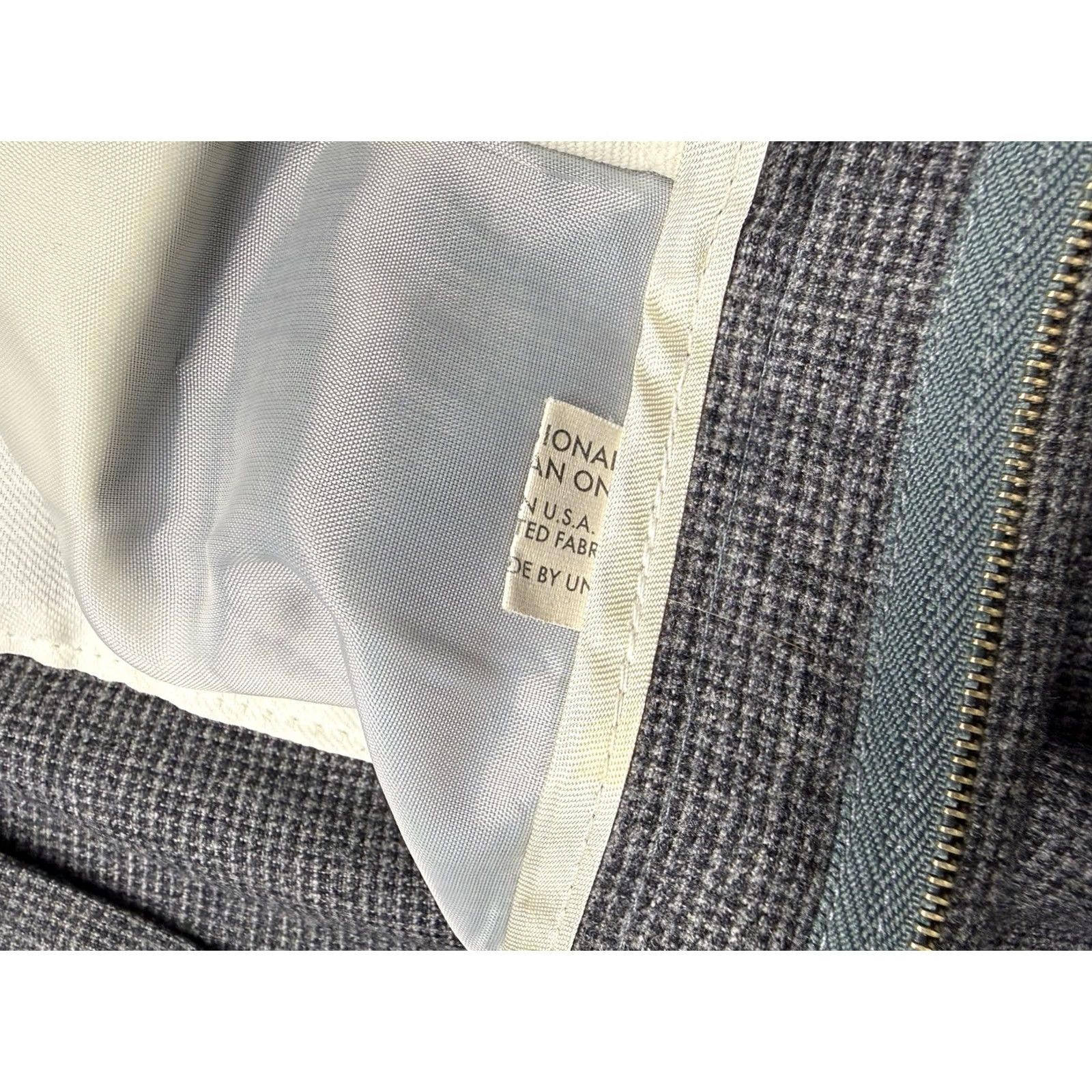 Vintage VINTAGE Corbin Pants Mens 38 Gray Wool Micro Check trousers Pleated Cuffed Men 38X28 Size US 38 / EU 54 - 7 Thumbnail