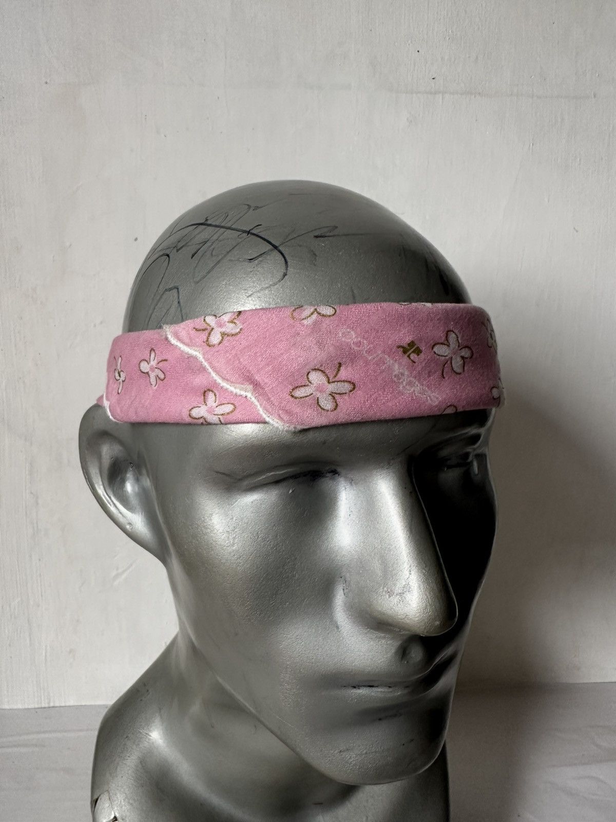 Vintage Vintage Courreges Handkerchief/ Neckerchief/ Bandana Size ONE SIZE - 14 Thumbnail