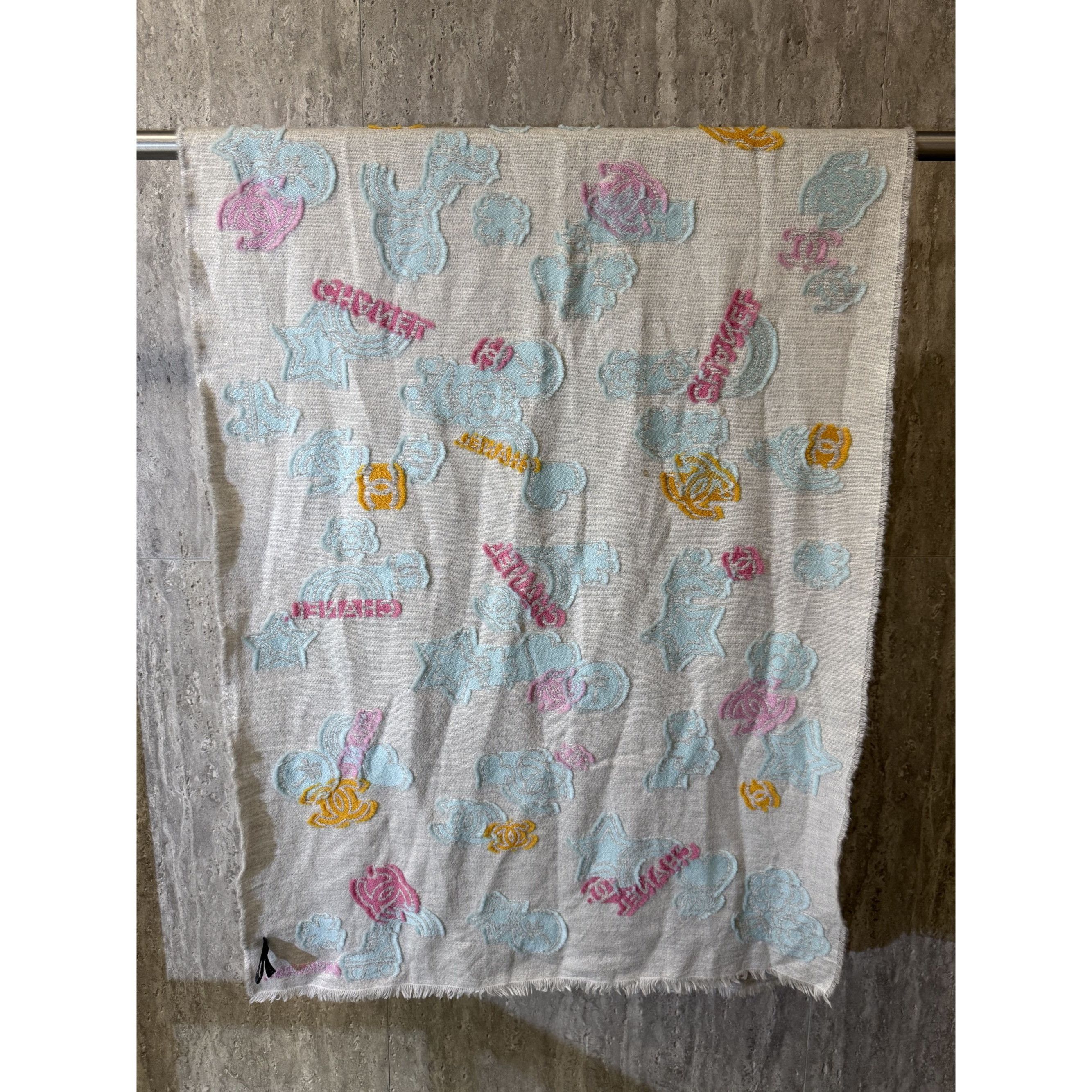 Chanel Chanel Gray Multicolor Logo Pattern Scarf 43% Cashmere 36% W Size ONE SIZE - 2 Thumbnail