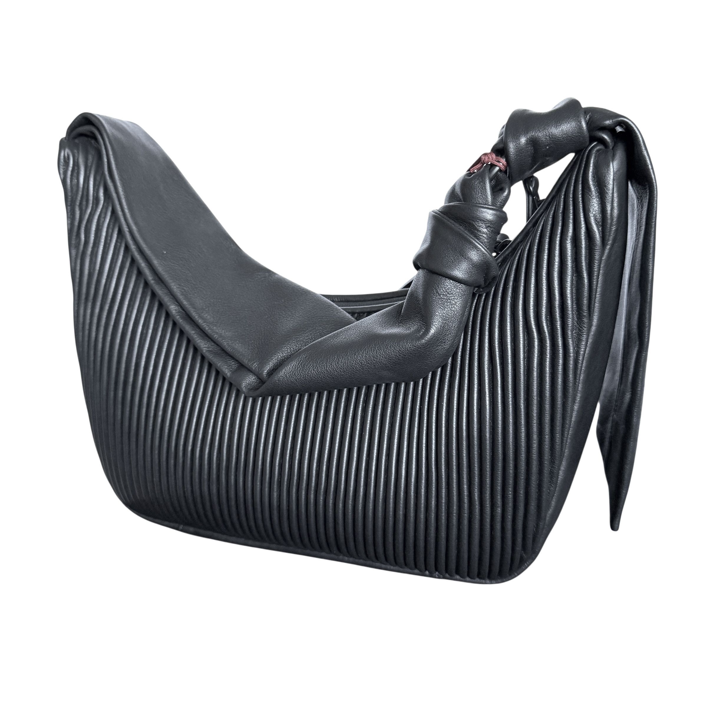 Tumi Tumi ASRA Black Leather SMALL Shoulder Bag - Ribbed texture Size ONE SIZE - 9 Thumbnail