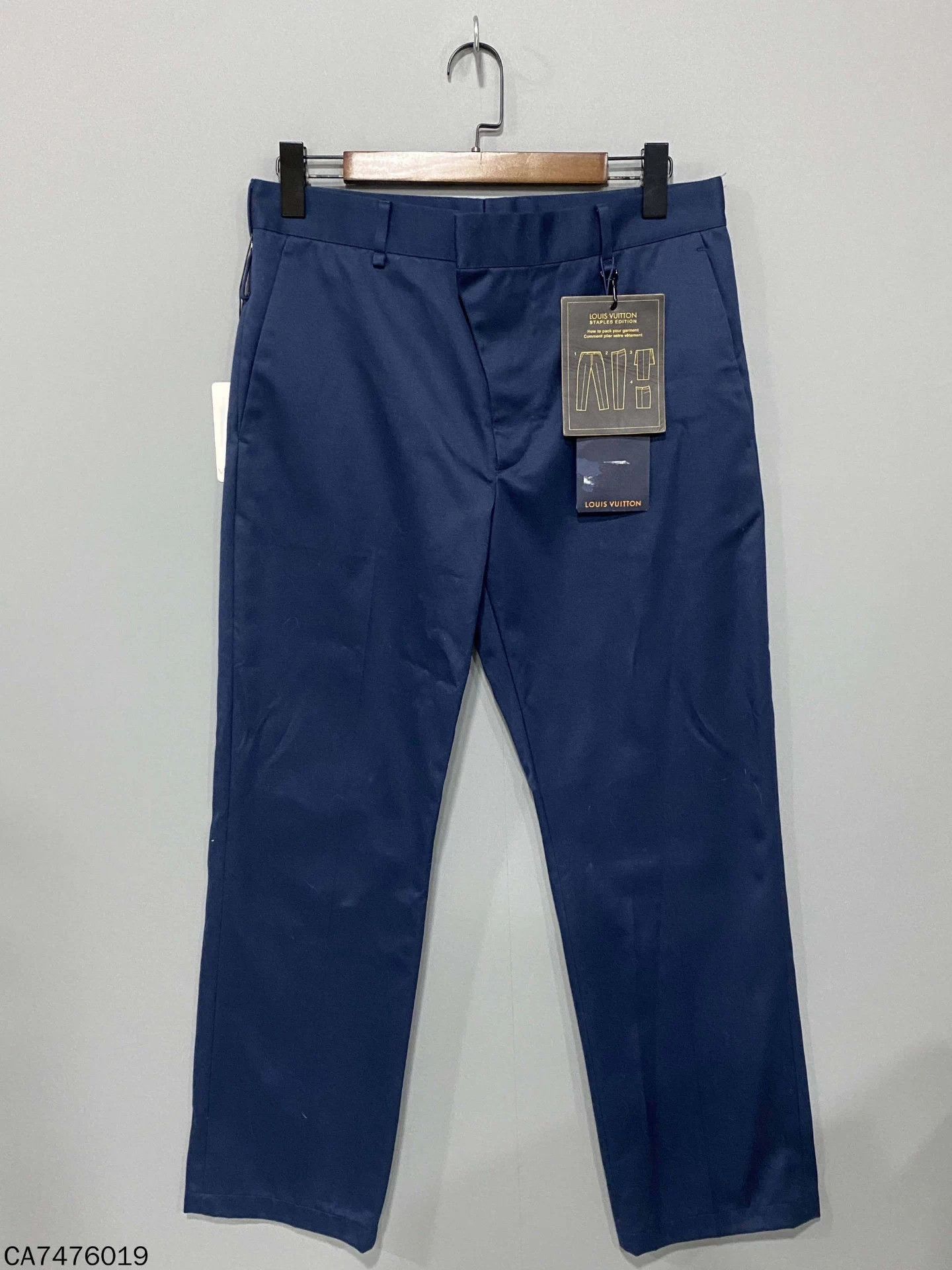 Louis Vuitton Louis Vuitton 40 new with tags trousers Size US 26 / EU 42 - 1 Thumbnail