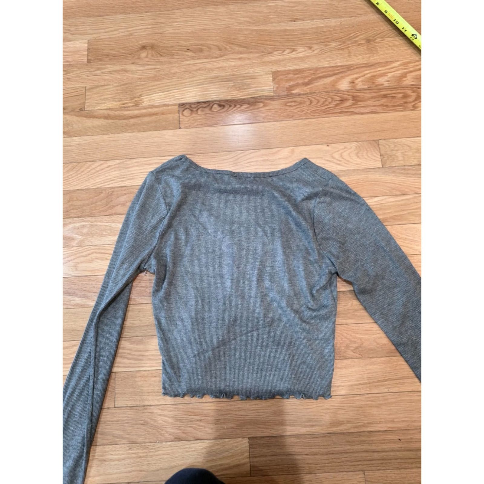 Vintage Bozzolo Henley Crop Top Women's L Gray Ribbed Knit Polyester Long Sleeve Shirt Cropped Casual Size L / US 10 / IT 46 - 3 Thumbnail