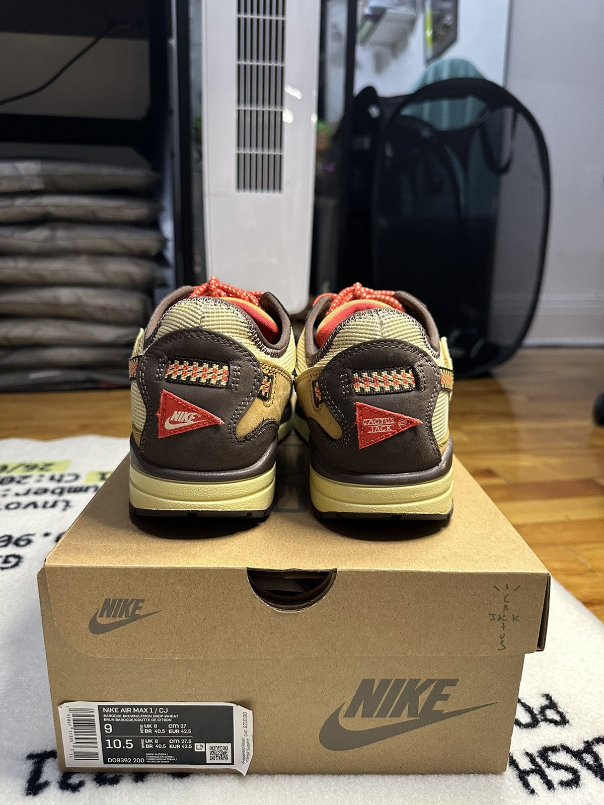 Nike × Travis Scott Nike Air Max 1 Travis Scott Cactus Jack Baroque Brown Size US 9 / EU 42 - 4 Thumbnail