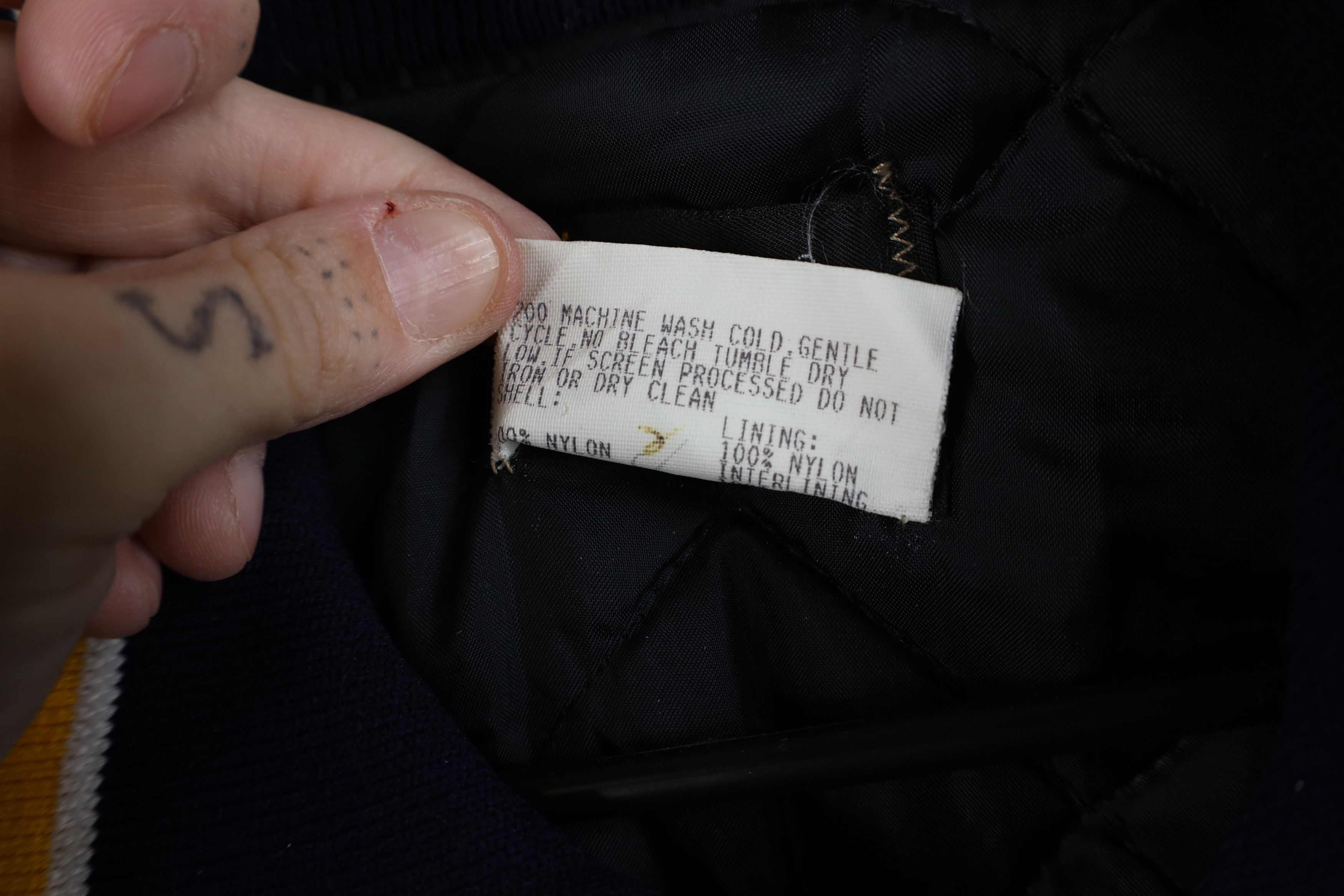 Vintage Vintage 70s 80s Streetwear Quilted Satin Bomber Jacket USA Size US L / EU 52-54 / 3 - 9 Thumbnail