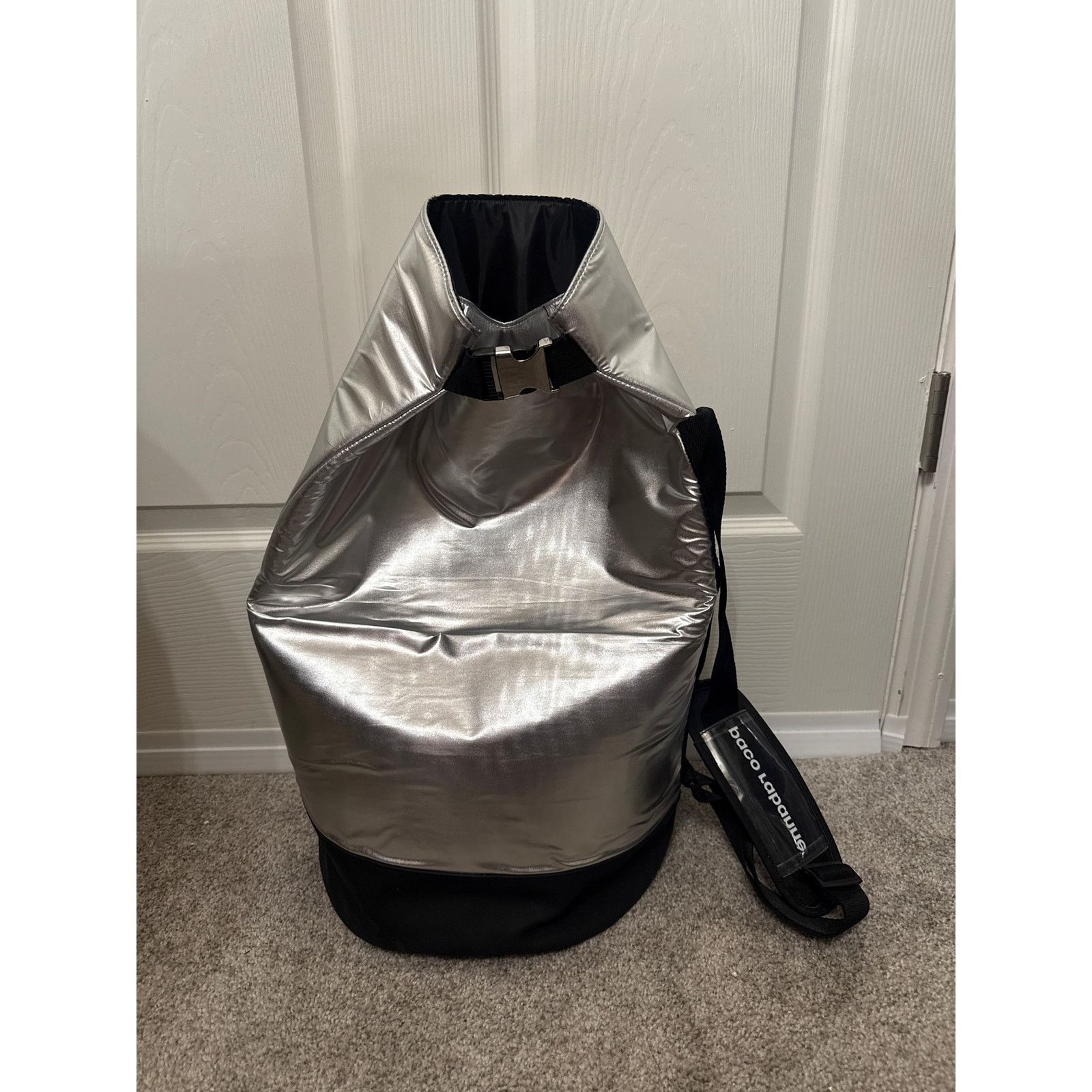 Paco Rabanne Paco Rabanne Invictus 48 Hour Silver Travel Buckle Backpack Size ONE SIZE - 5 Thumbnail