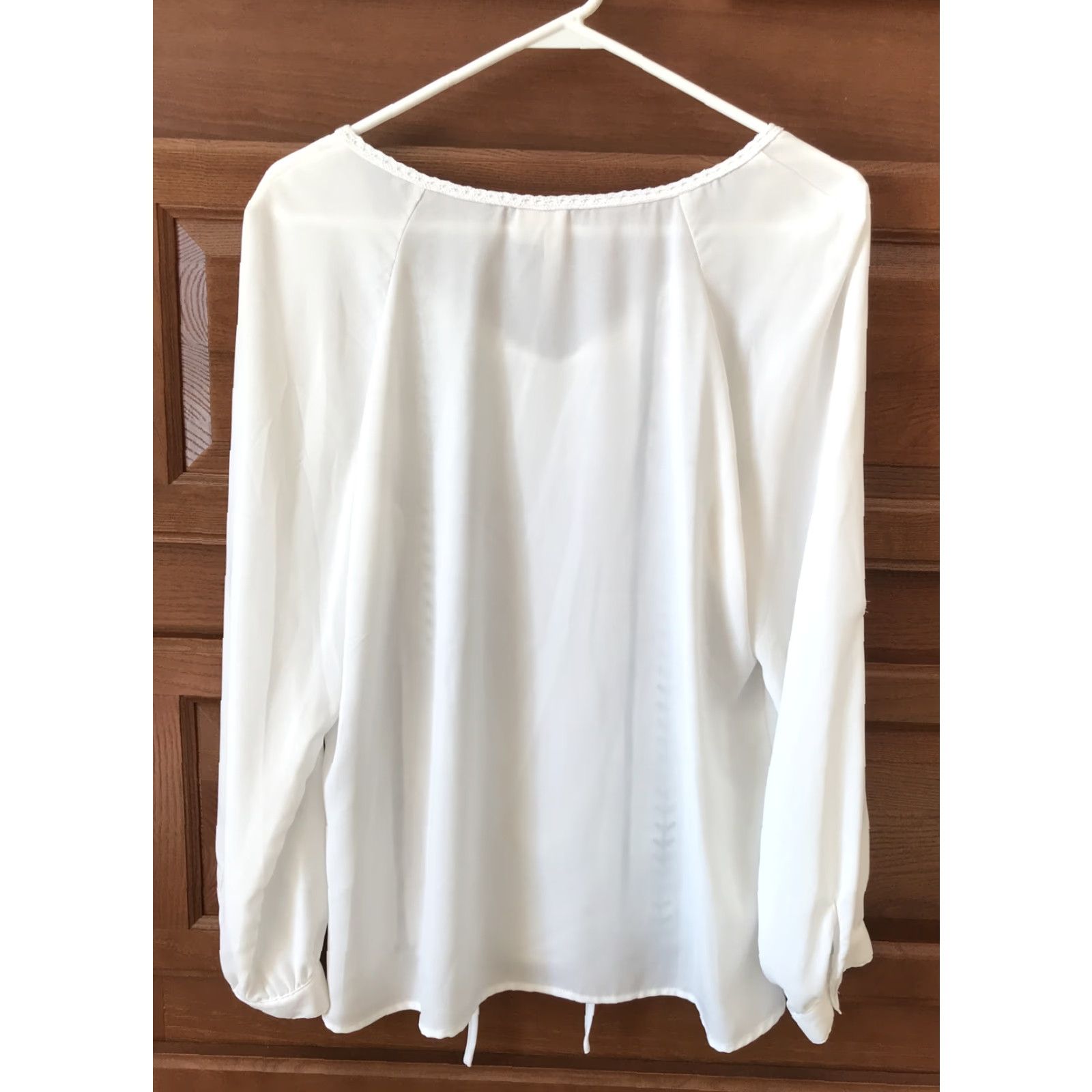 Vintage Adiva Blouse Shirt Womens L White Semi Sheer Lace Embroidered Roll Tab Sleeve Round Neck Long Sleeve Casual Size L / US 10 / IT 46 - 2 Thumbnail