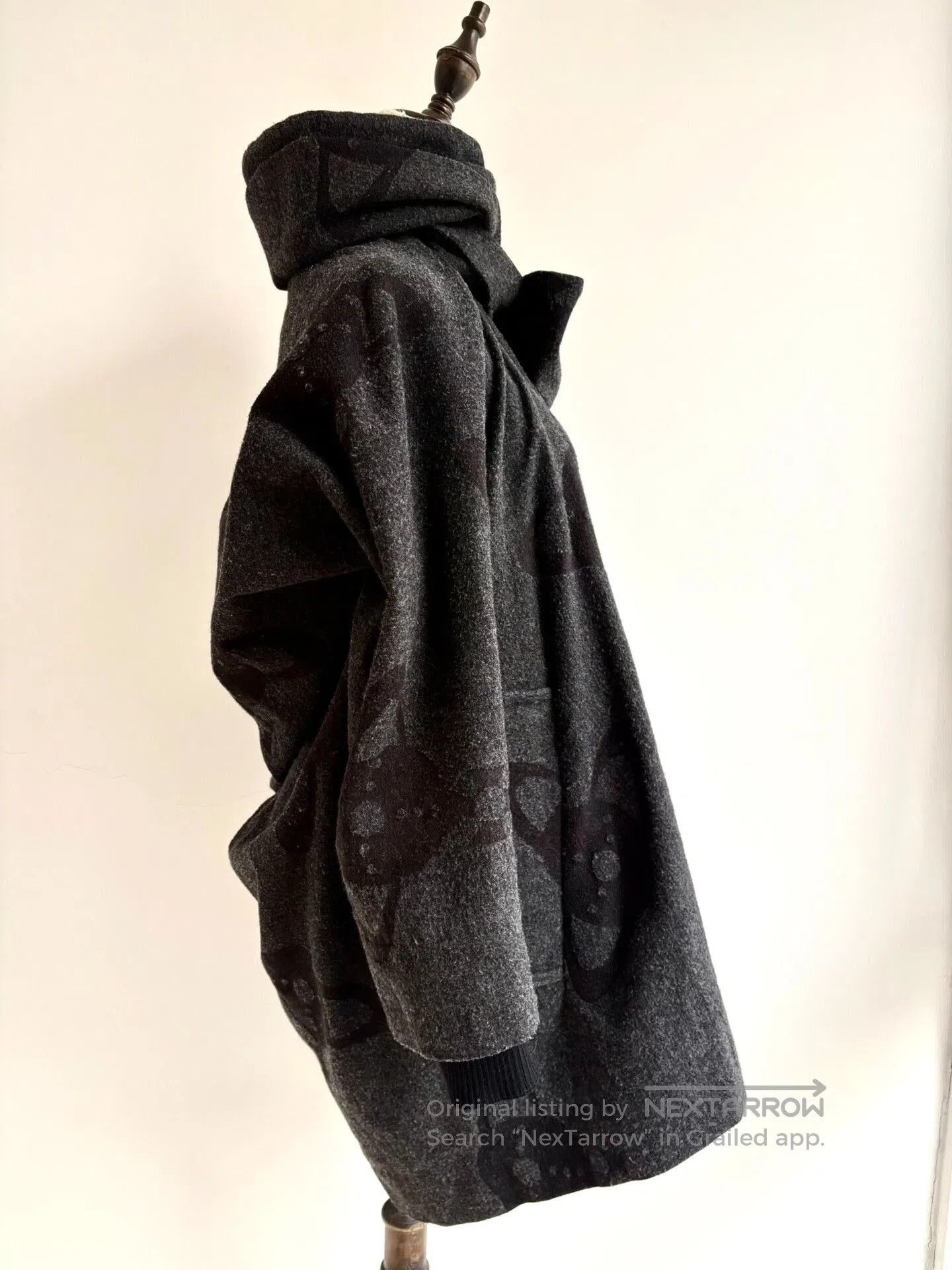 Vivienne Westwood vivienne westwood gray bow scarf coat. Size S / US 4 / IT 40 - 6 Thumbnail