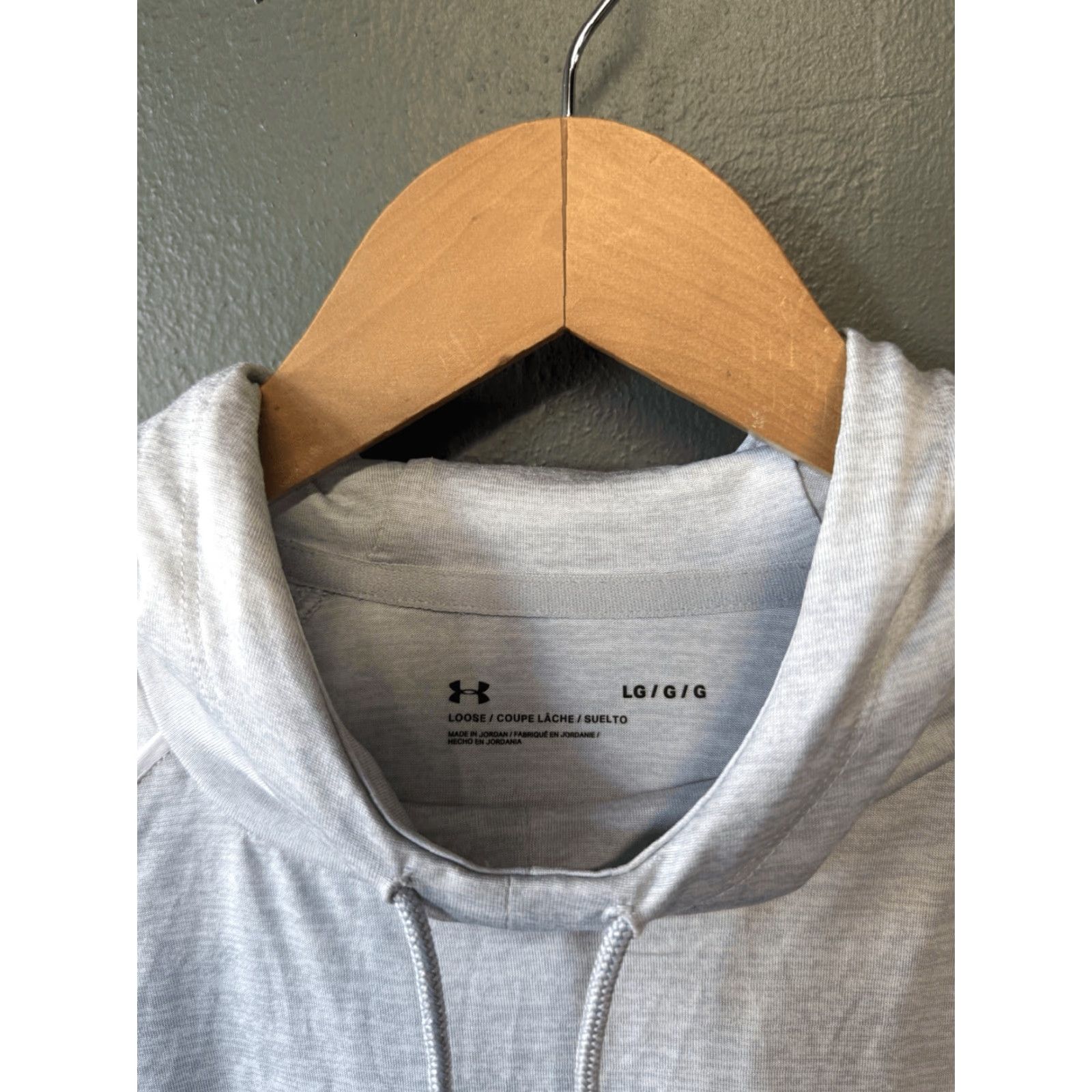 Under Armour Under Armour Sweatshirt Womens Hooded Pullover Gray Size L Large Athletic Activewear Size L / US 10 / IT 46 - 3 Thumbnail