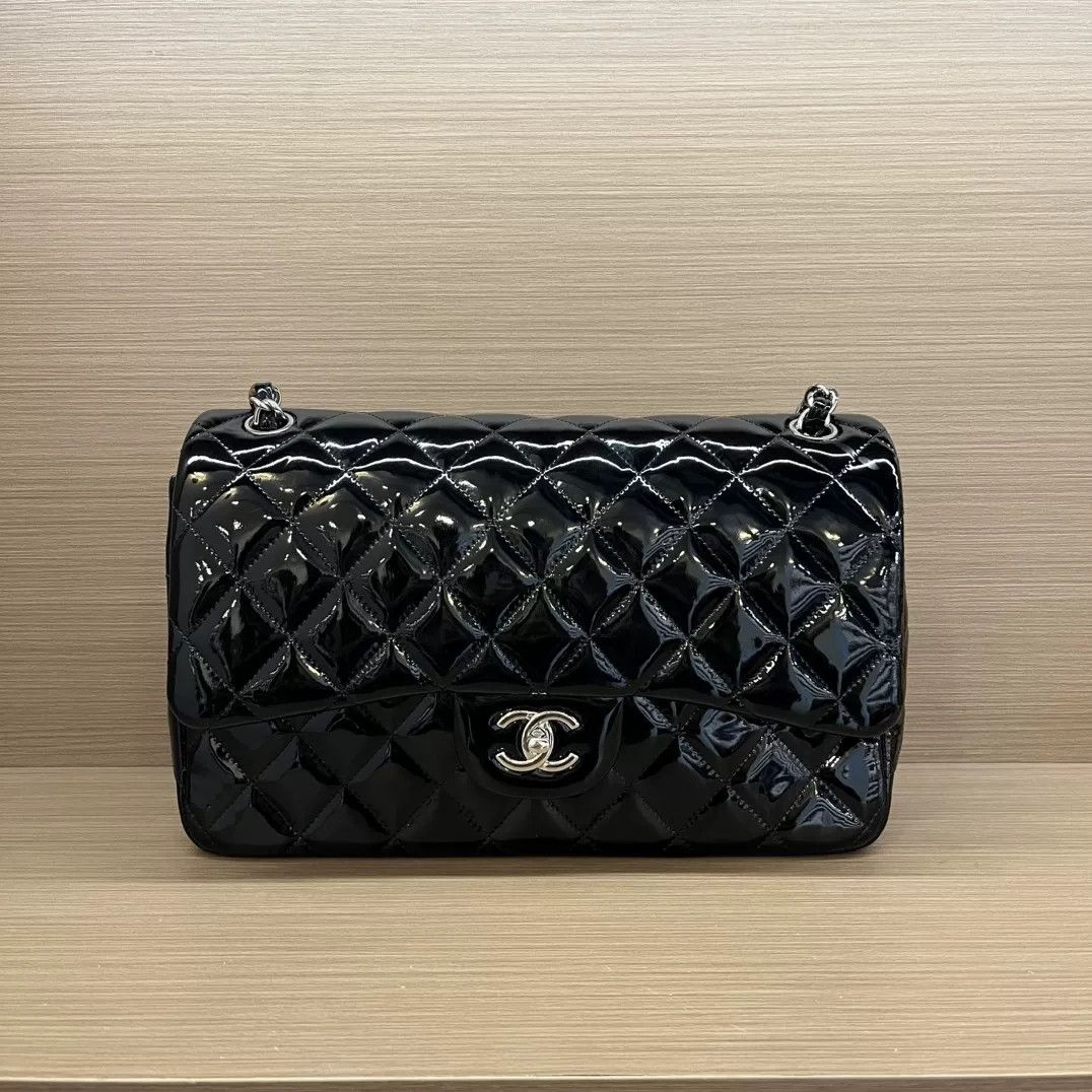 Chanel Pre-loved Bag Very good condition Size ONE SIZE - 1 Thumbnail
