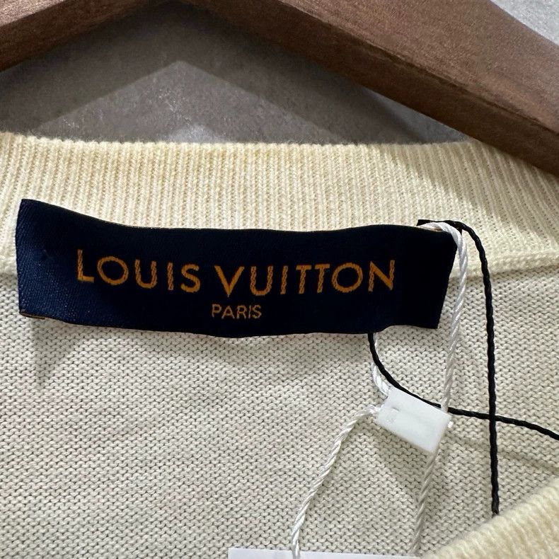 Louis Vuitton Louis Vuitton Nigo Signature Beige Cartoon Duck Knit Short Size US S / EU 44-46 / 1 - 5 Thumbnail