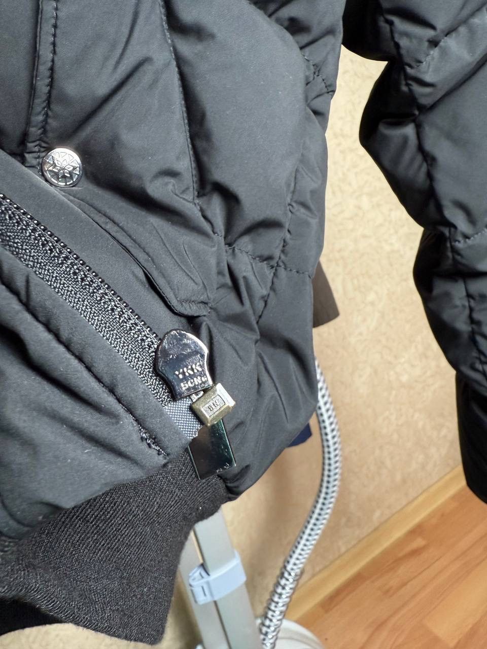 Pyrenex PYRENEX black Aviator puffer jacket Size S / US 4 / IT 40 - 13 Thumbnail