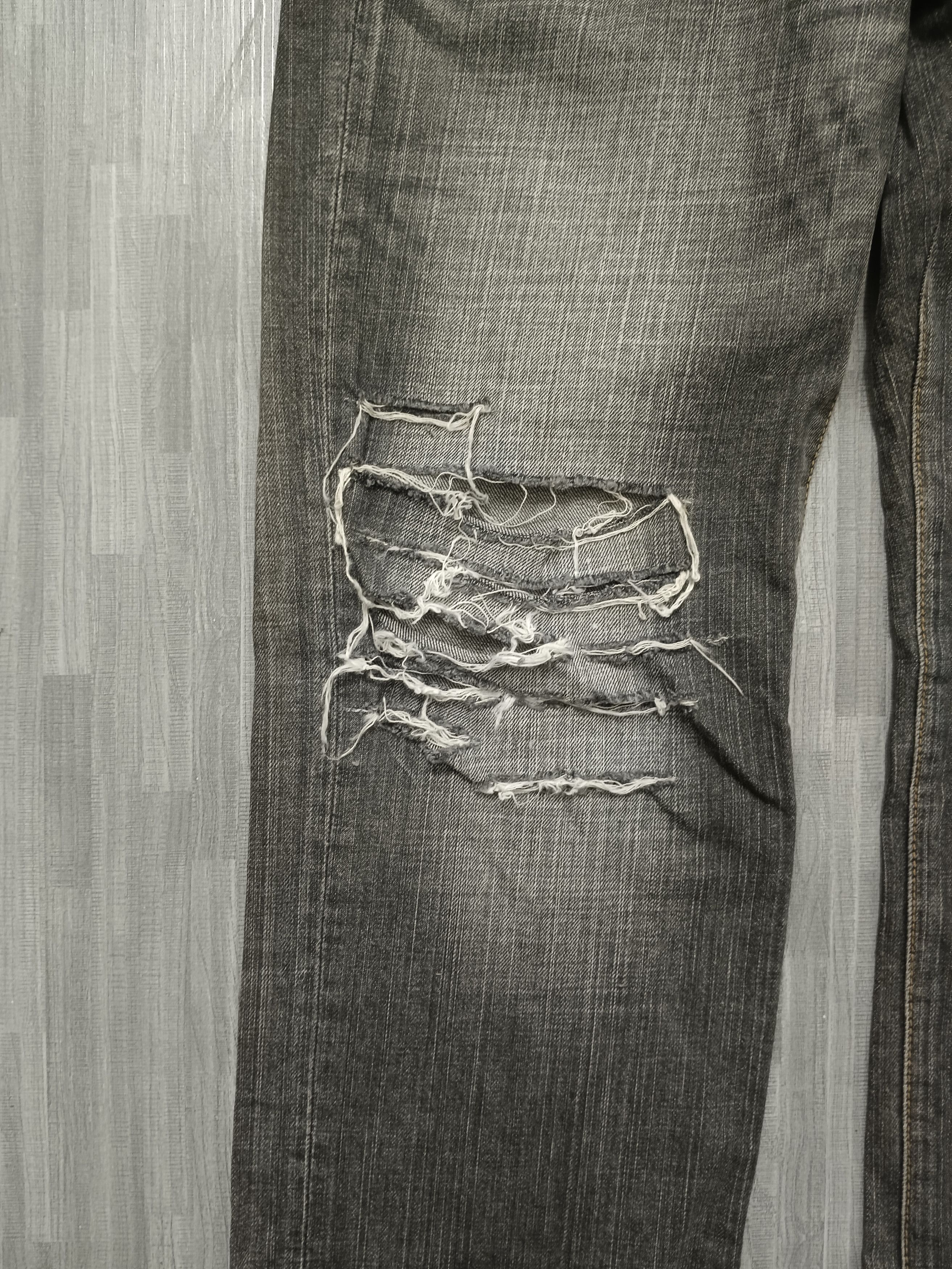 Japanese Brand SICK WASHED RIPED CRACK WASH BOBSON DENIM PANTS Size US 30 / EU 46 - 7 Thumbnail