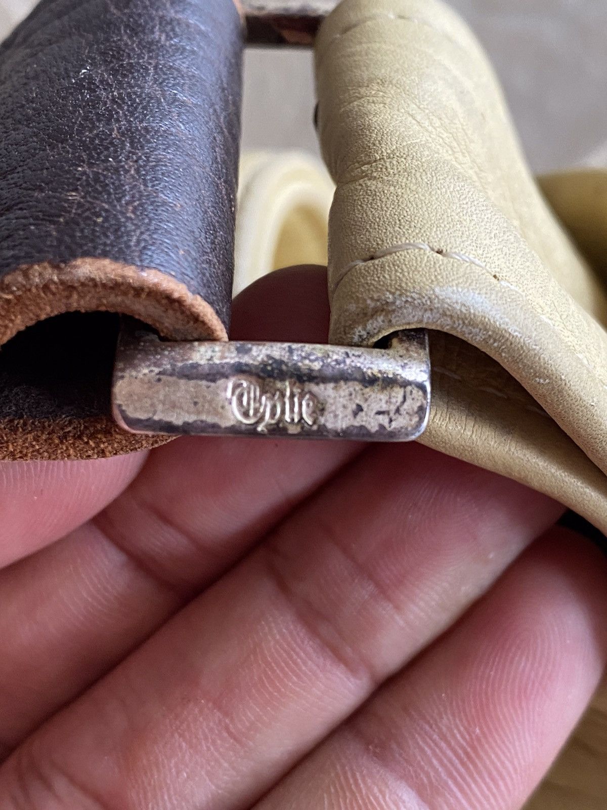 Designer Tylie Malibu leather with stud bag Size ONE SIZE - 5 Thumbnail