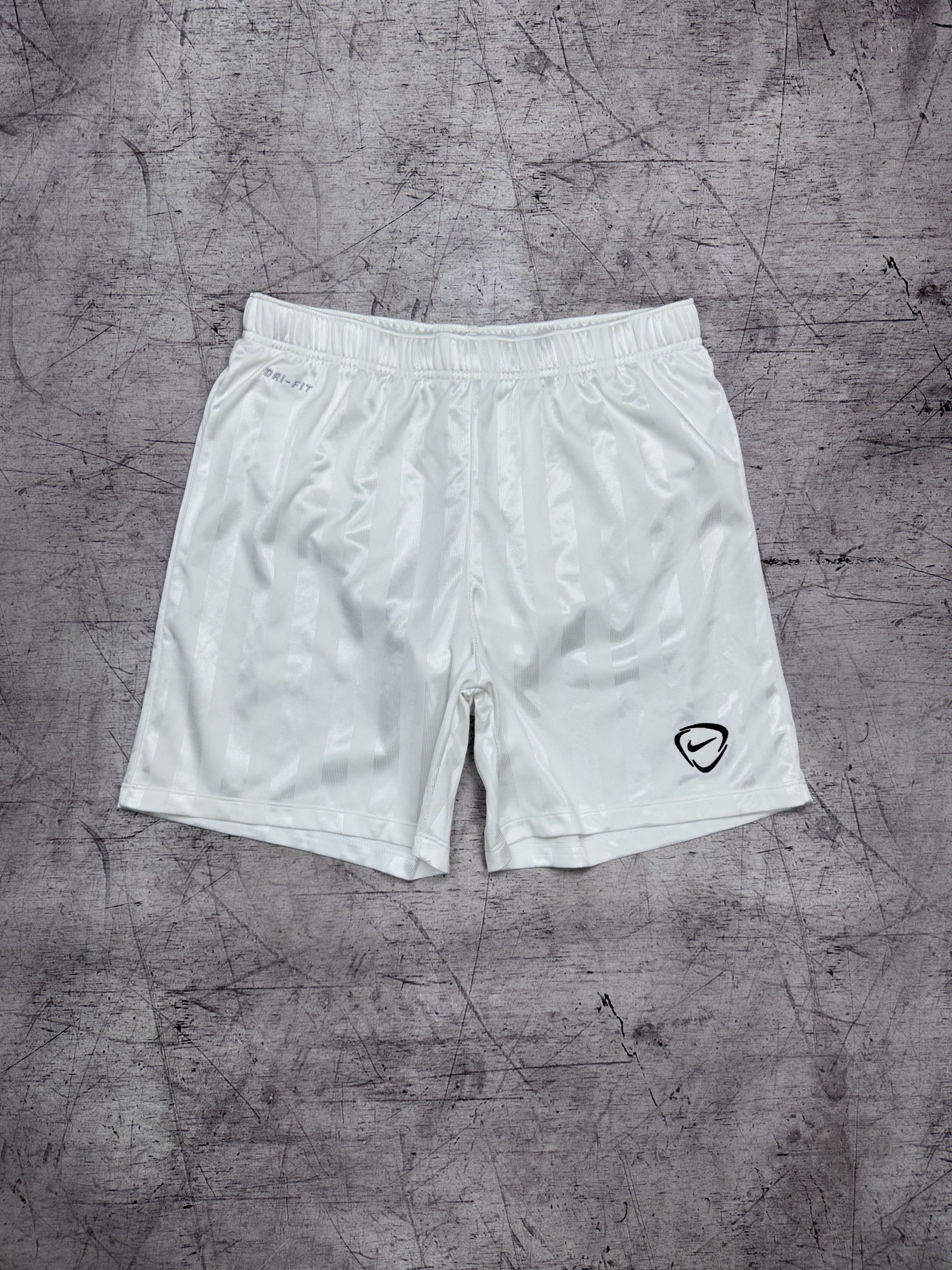 Nike Nike Dri Fit Mens Shorts Size US 30 / EU 46 - 1 Thumbnail
