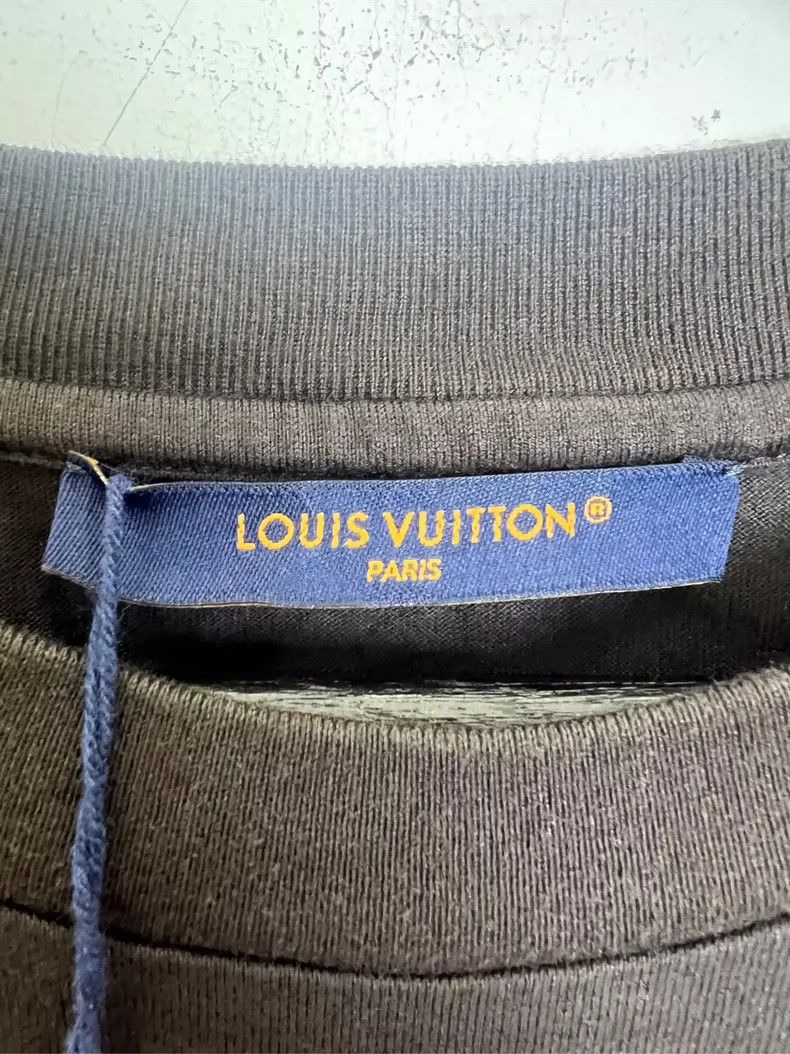 Louis Vuitton louis vuitton Dark Brown New Gesture Print Short Sleeve Size US M / EU 48-50 / 2 - 5 Thumbnail