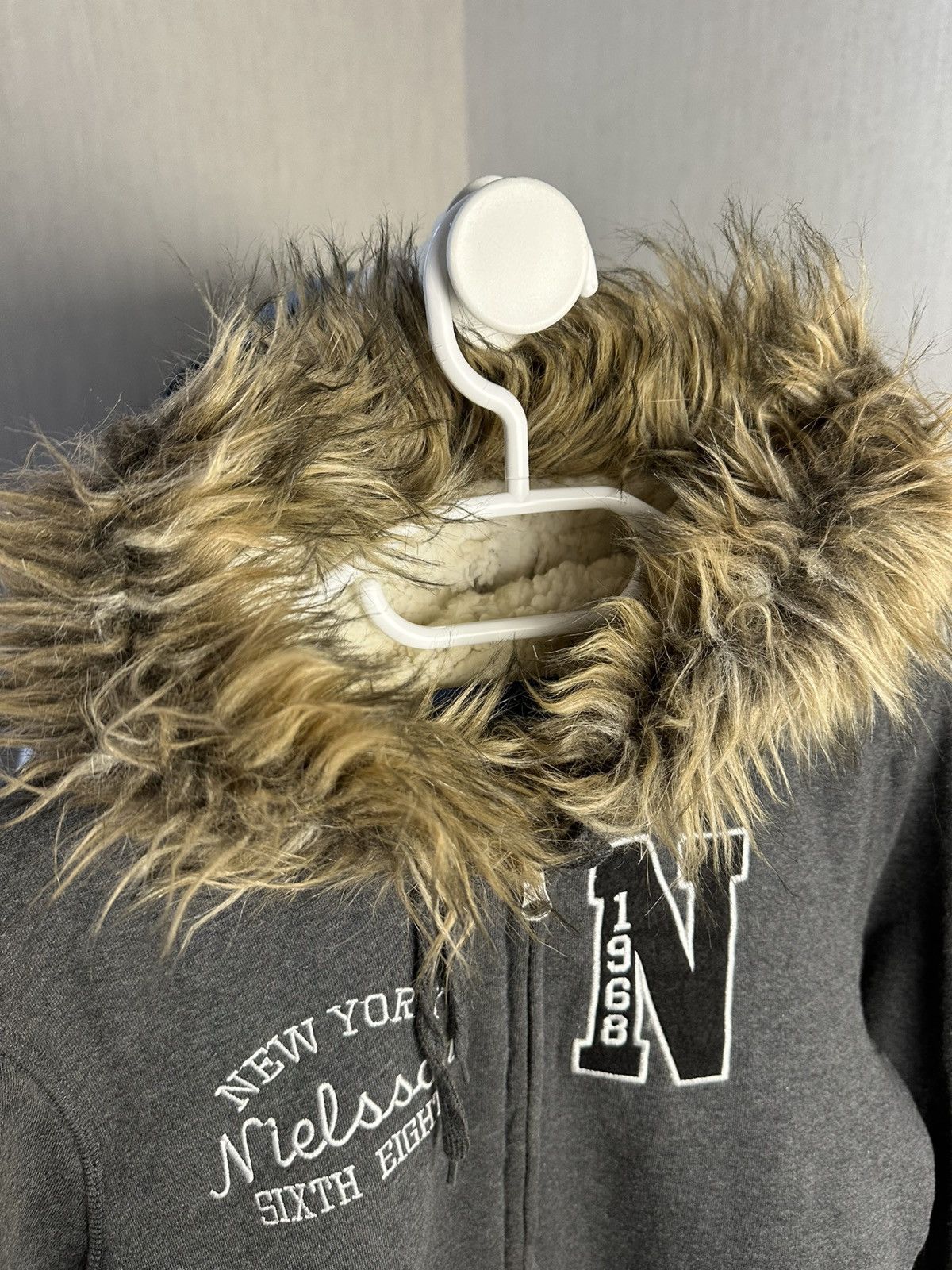 Vintage Vintage Faur Fur Hoodie Yamamoto LGB style Size US S / EU 44-46 / 1 - 2 Thumbnail