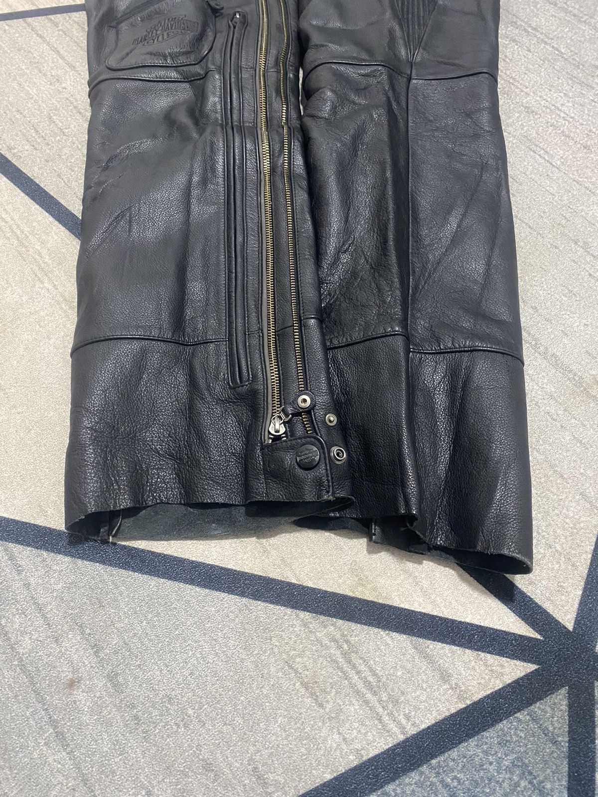 Genuine Leather × Harley Davidson Harley Davidson Men’s Deluxe Leather Chaps Small Black Size US 32 / EU 48 - 10 Thumbnail