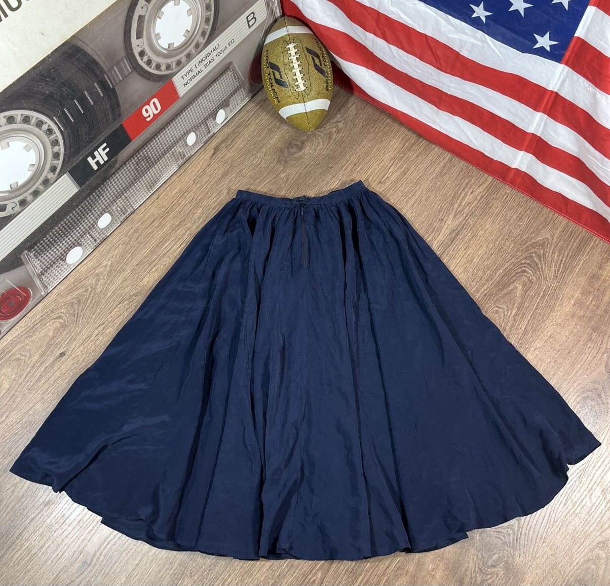 Christian Dior Monsieur Vintage Christian Dior Silk Skirt Size 28" / US 6 / IT 42 - 8 Thumbnail