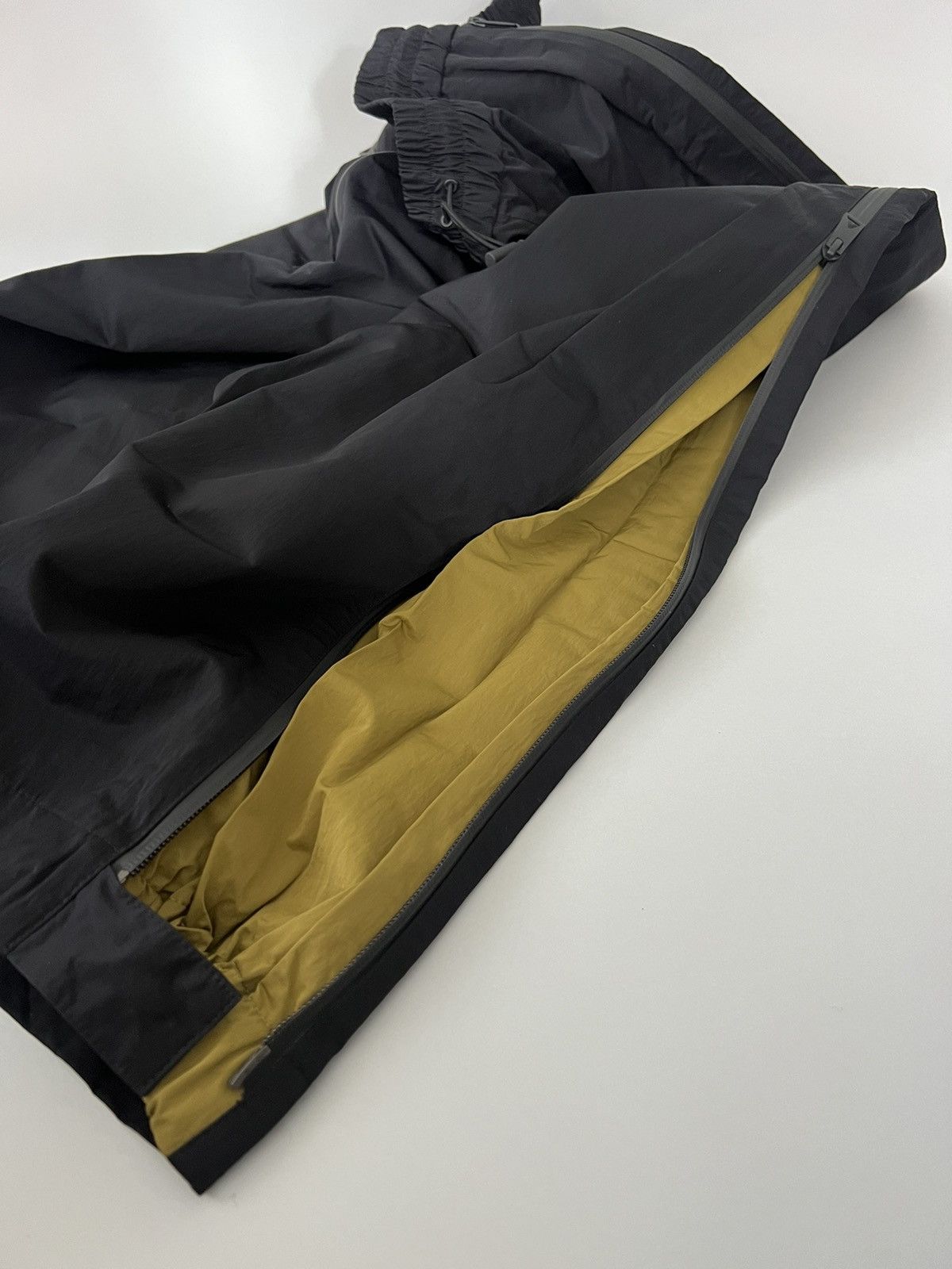 Bottega Veneta Bottega Veneta Zip Technical pants Size US 34 / EU 50 - 10 Thumbnail