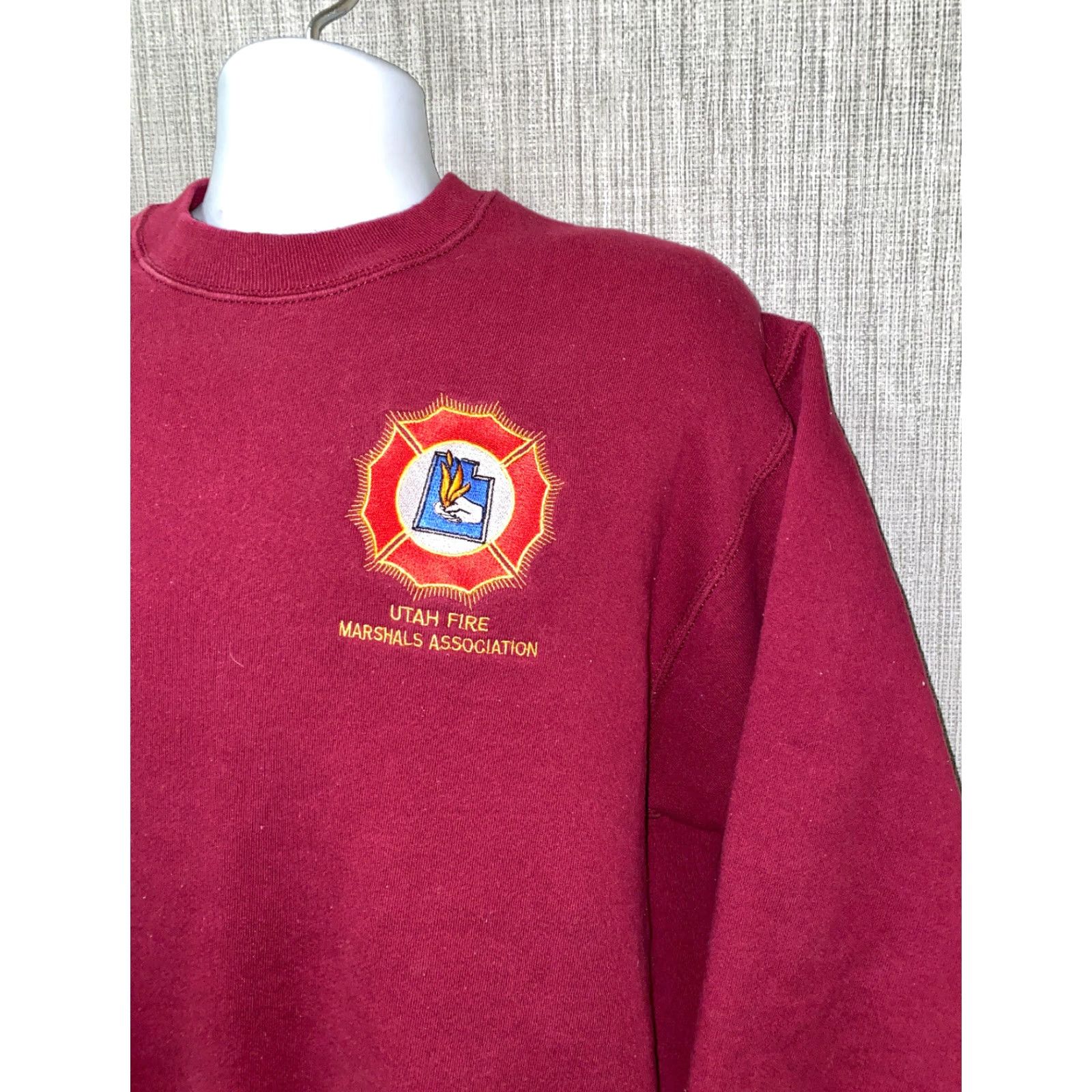 Fruit Of The Loom VINTAGE Fruit Of The Loom Sweatshirt Mens L Red Crewneck Fleece Lined Cotton/Polyester Utah Fire Sweater Size US L / EU 52-54 / 3 - 2 Thumbnail