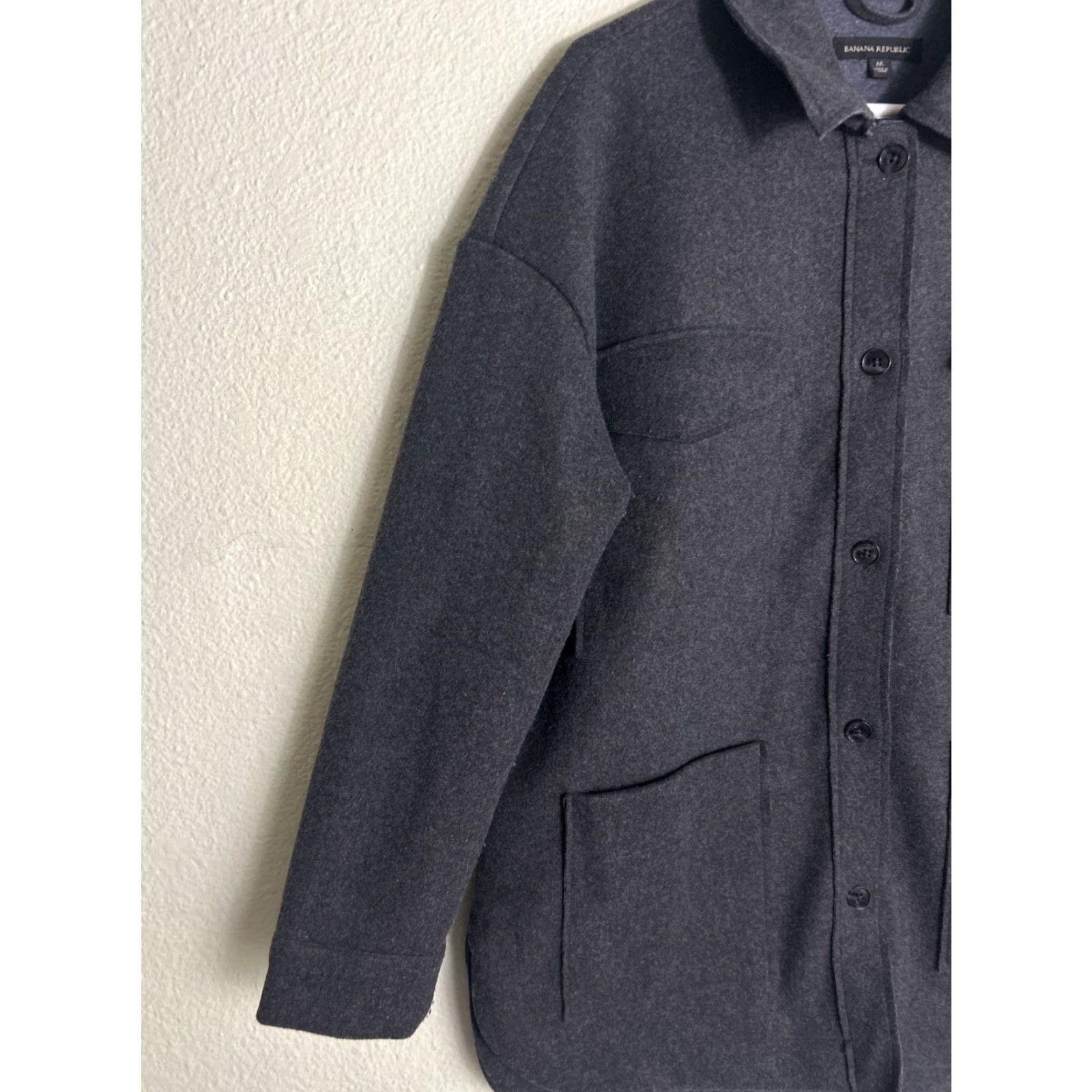Banana Republic VINTAGE Banana Republic Womens Medium Button Up Over Coat Polyester Charcoal Size M / US 6-8 / IT 42-44 - 2 Thumbnail