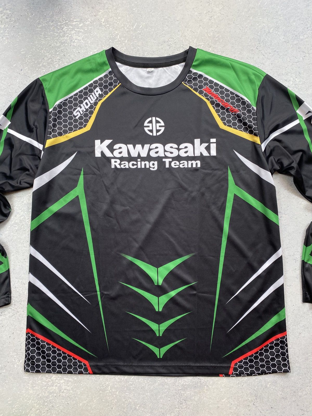 Formula 1 Kawasaki Motorcycle Racing Team Men's T-shirt Size XL Size US XL / EU 56 / 4 - 4 Thumbnail