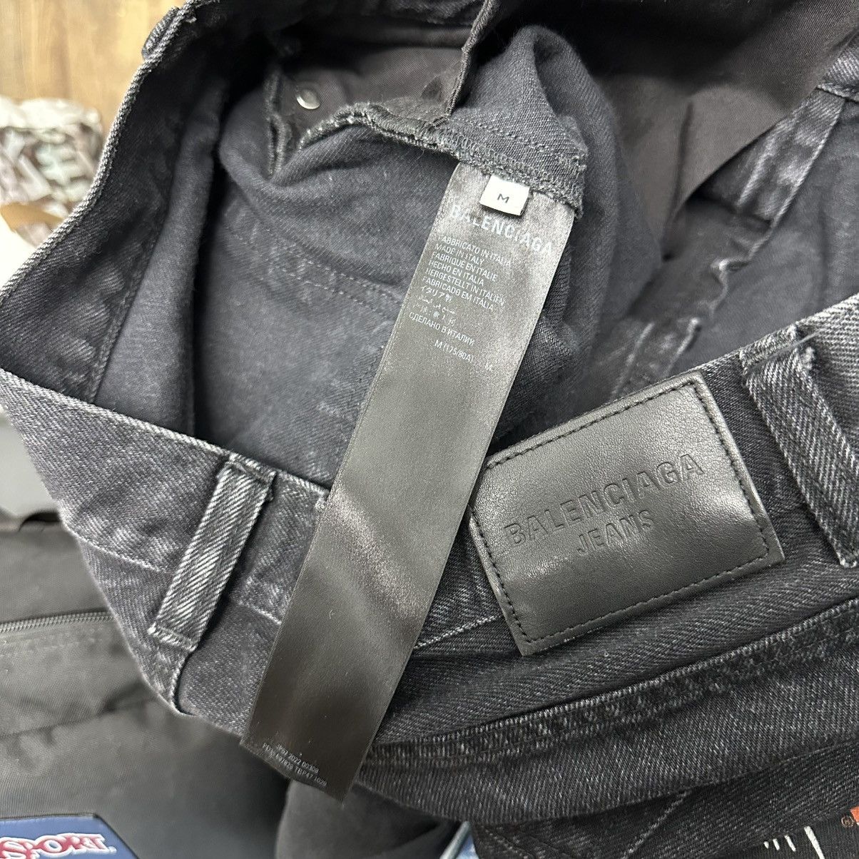 Balenciaga Balenciaga Lost Tapes Size US 34 / EU 50 - 6 Thumbnail