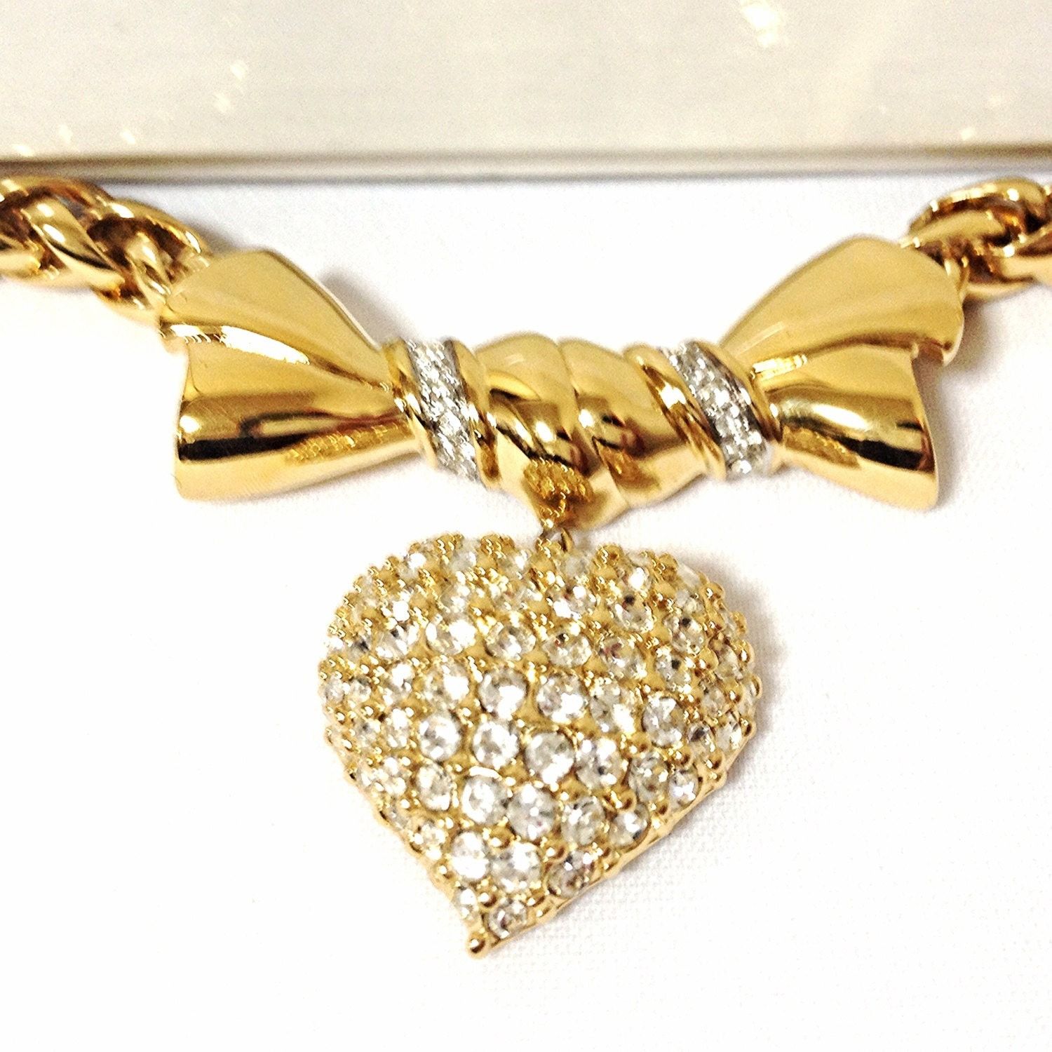 Nina Ricci MINT. Vintage Nina Ricci golden chain statement necklace Size ONE SIZE - 3 Thumbnail