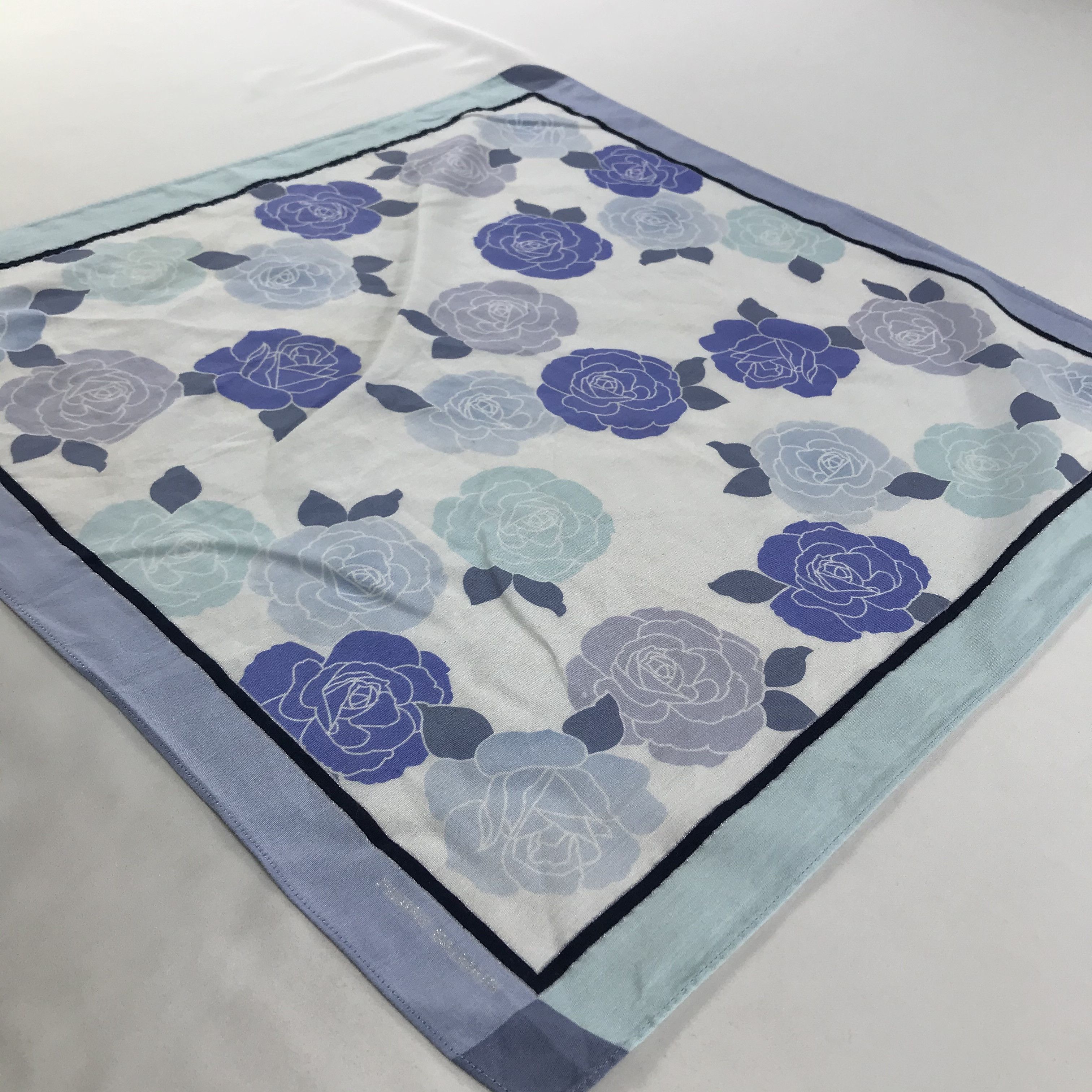 Pierre Balmain Pierre Balmain Bandana / Handkerchief / Neckerchief - S1752 Size ONE SIZE - 2 Thumbnail