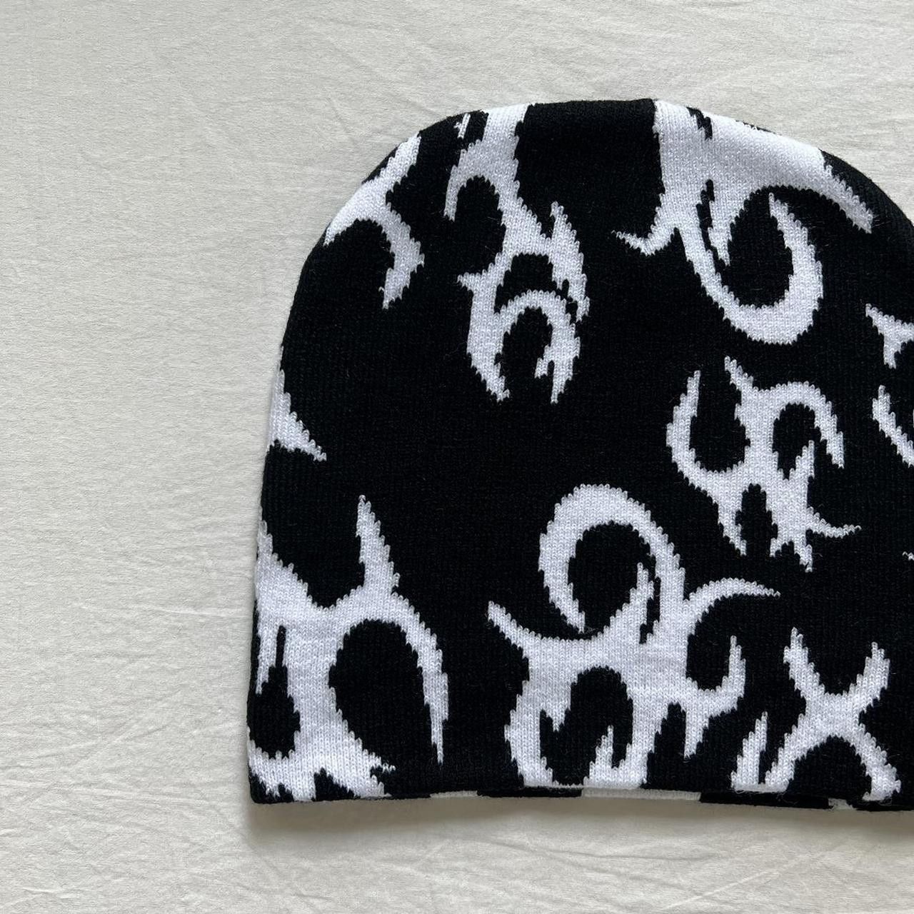 JNCO × Vintage y2k 2000s grunge emo black tribal fire affliction beanie Size ONE SIZE - 4 Thumbnail