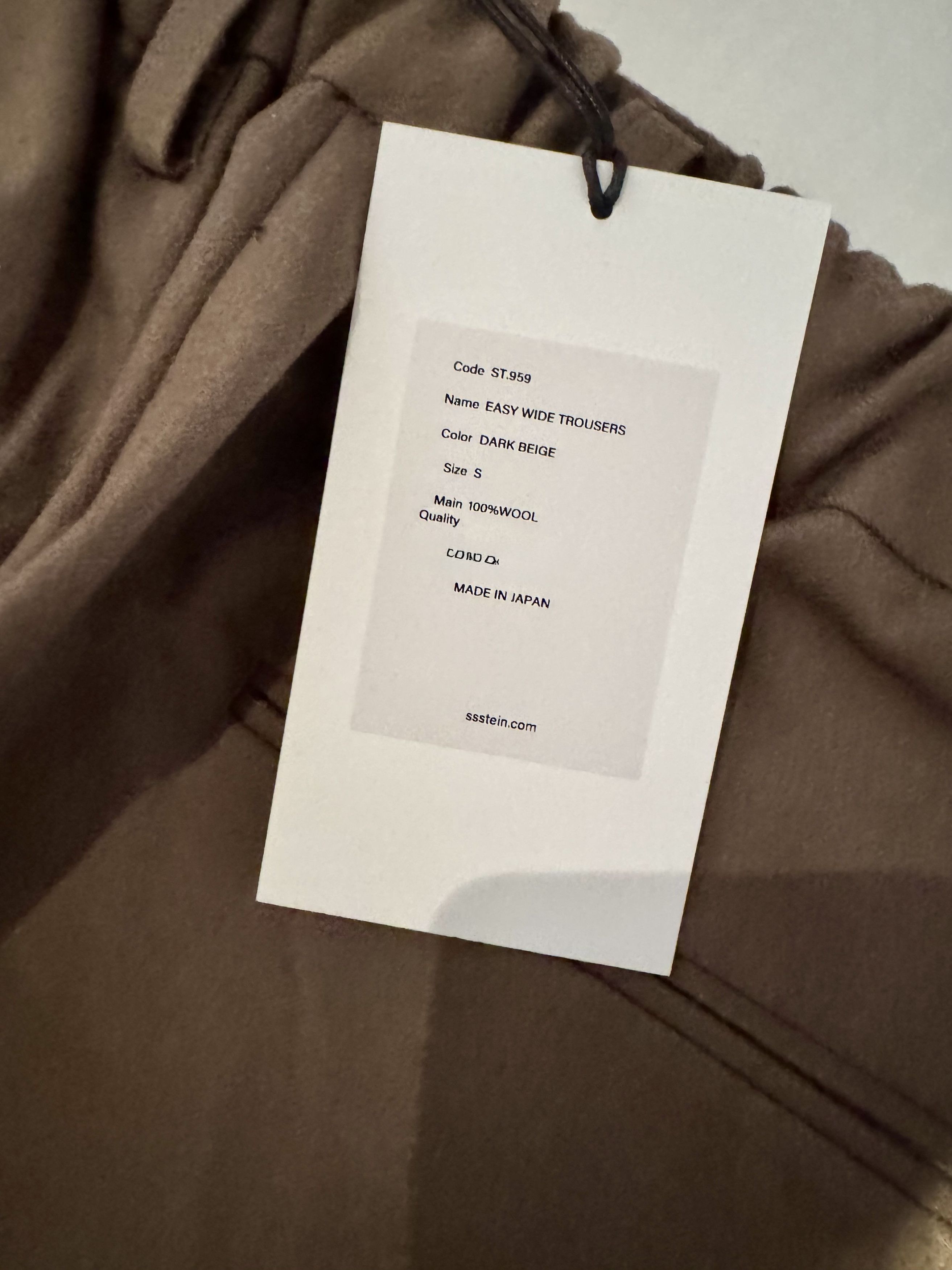 Stein SSSTEIN /Stein TWO TUCK EASY TROUSERS pants S dark beige NWT Size US 27 - 10 Thumbnail