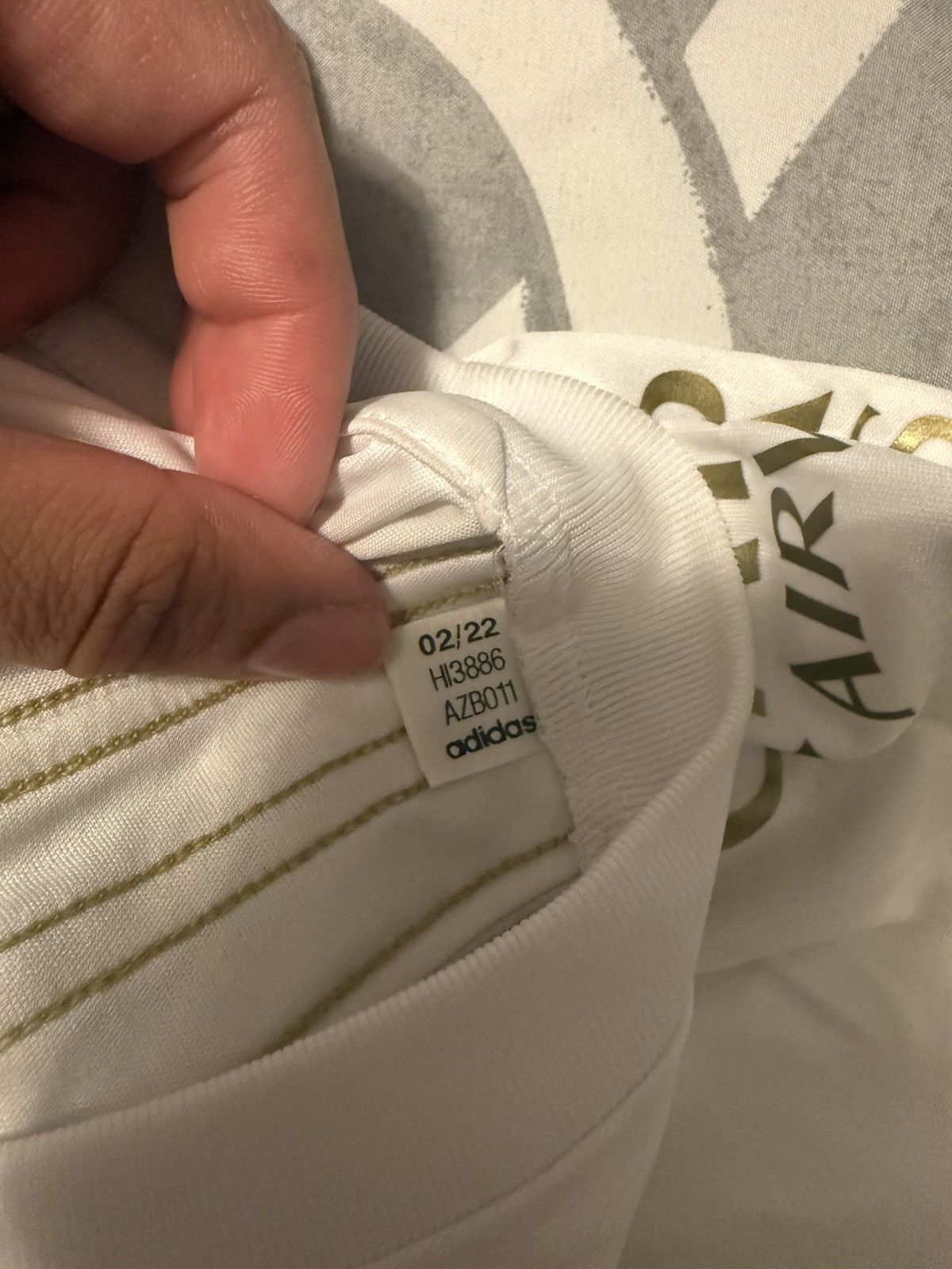 Adidas 22/23 Bayern Away Size US M / EU 48-50 / 2 - 3 Thumbnail