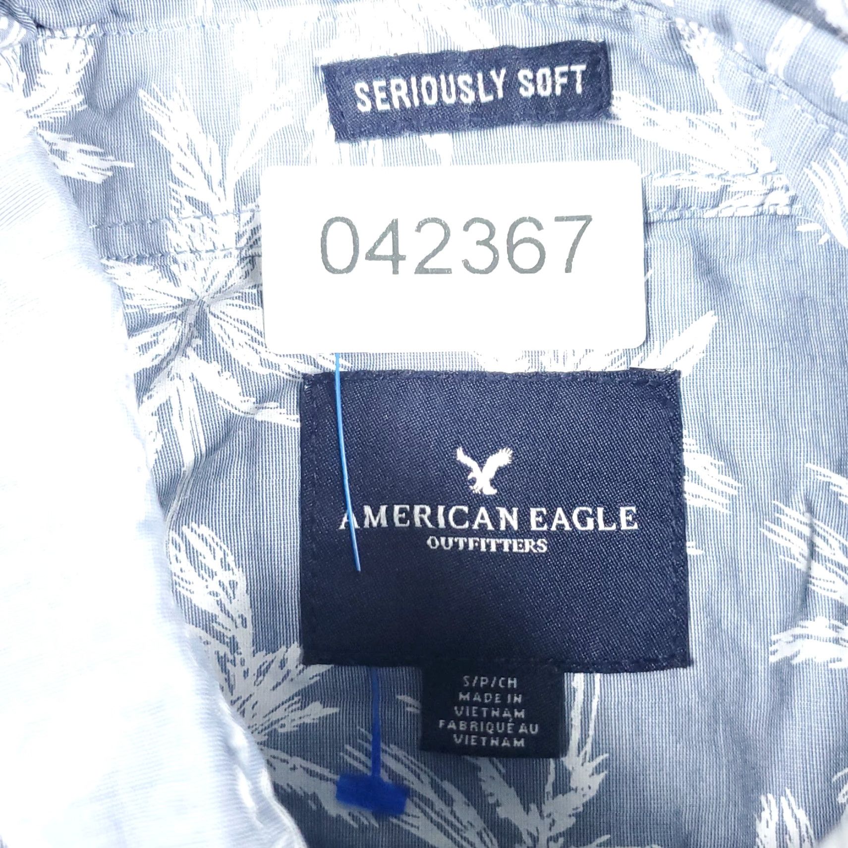 American Eagle Outfitters American Eagle Outfitters Shirt Mens Small Blue Button-Up Long Sleeve Casual Size US S / EU 44-46 / 1 - 6 Thumbnail