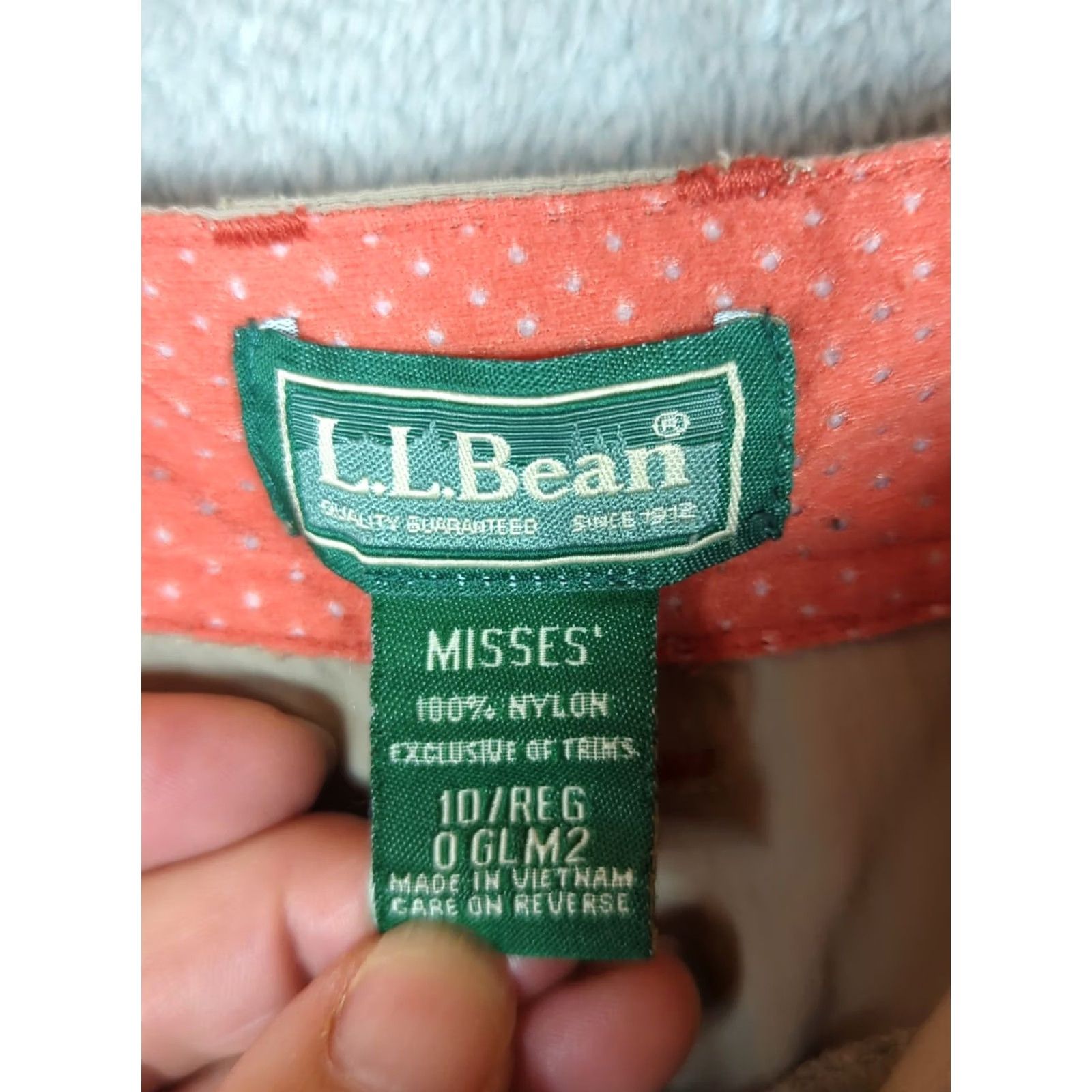 Vintage LL Bean Pants Womens Size 10 Regular Tan Convertible Zip Off Hiking Climbing Nylon Pants Beige Solid Pockets Quick Dry Outdoor Logo Womens Size 32" / US 10 / IT 46 - 5 Thumbnail