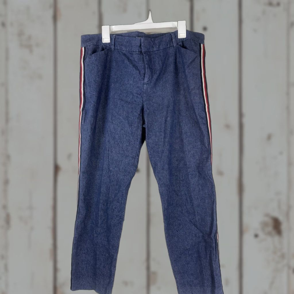 Old Navy Old Navy Medium Wash Pixie Ankle Jeans Womens Size 16 Blue Denim Size 38" / US 16 / IT 52 - 1 Thumbnail