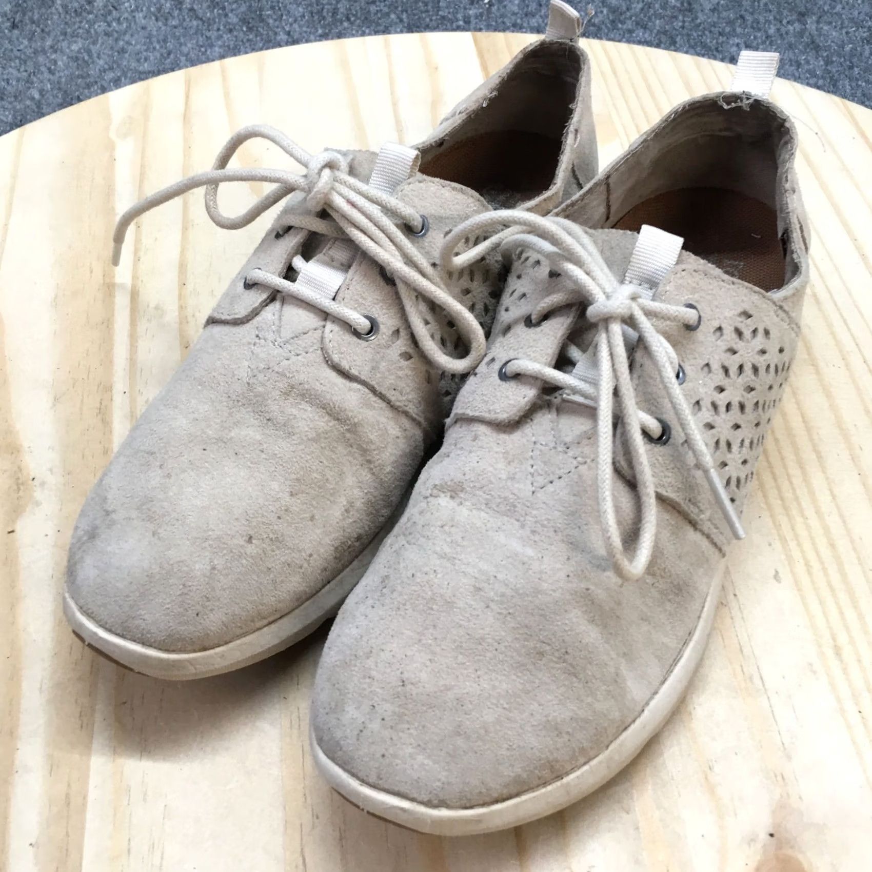 Toms TOMS Shoes Womens 8 Low Top Sneakers Beige Faux Suede Round Toe Lace Up Casual Size M / US 6-8 / IT 42-44 - 3 Thumbnail