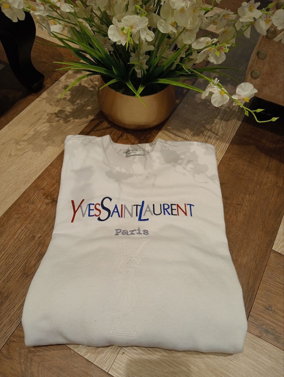 Yves Saint Laurent VINTAGE YVES SAINT LAURENT PARIS SPELL OUT CREWNECK Size US L / EU 52-54 / 3 - 11 Thumbnail
