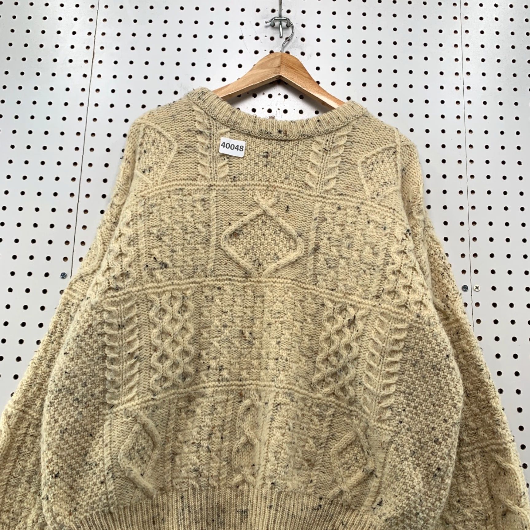Vintage VINTAGE Glens Of Donegal Wool Knit Sweater Mens Size L Beige Hand Knit Crew Neck Cable Knit 24x25 United States Mens Size US L / EU 52-54 / 3 - 5 Thumbnail