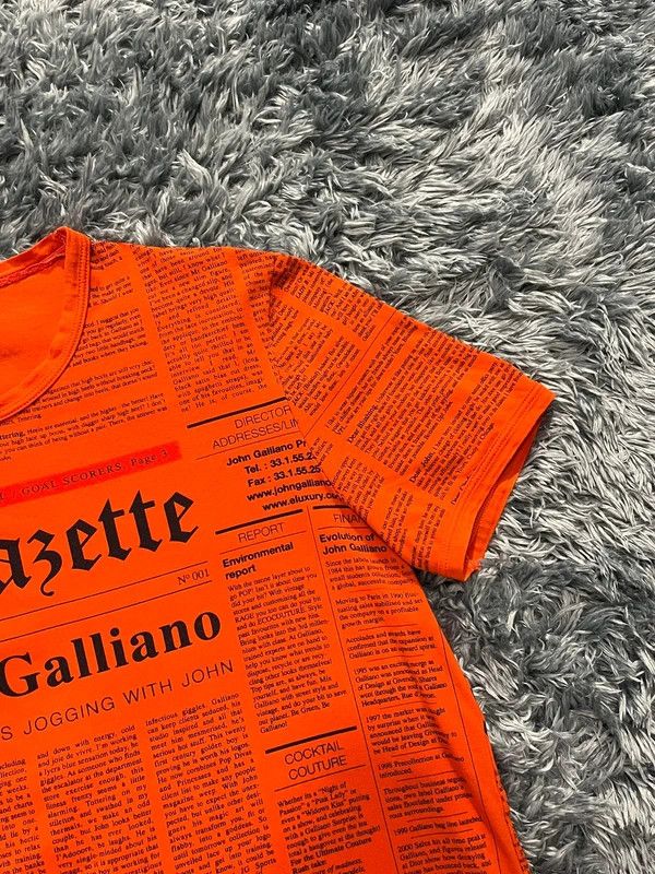 John Galliano John Galliano Gazette Orange T-shirt Size US M / EU 48-50 / 2 - 7 Thumbnail