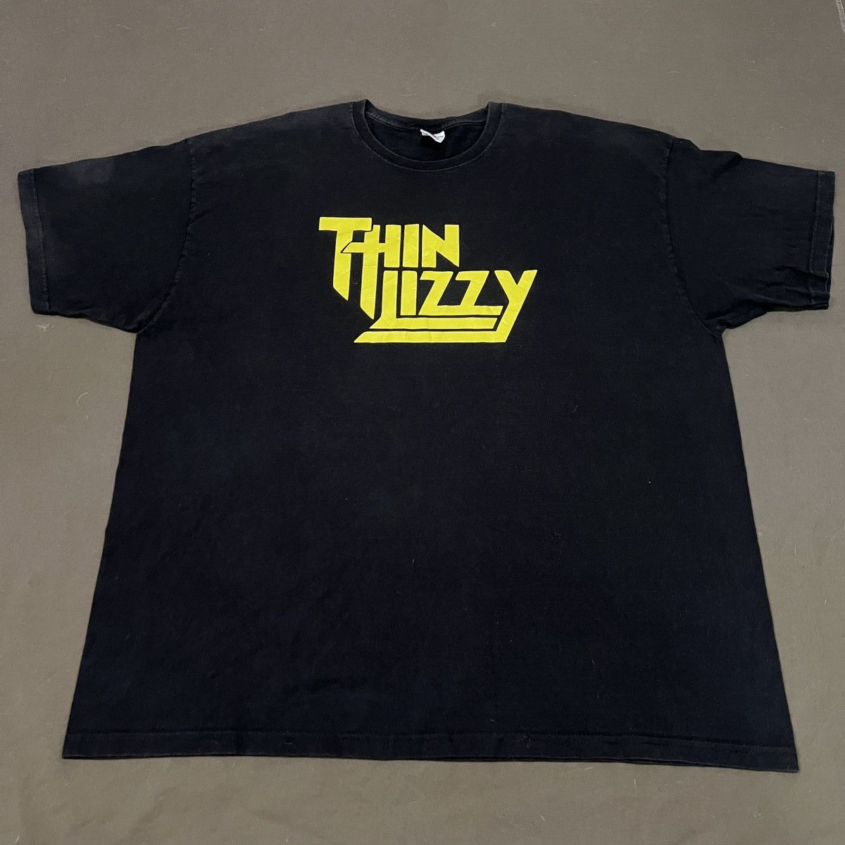 Band Tees Vintage Y2K Thin Lizzy Promo Tee 3XL Oversized Size US XXL / EU 58 / 5 - 1 Thumbnail