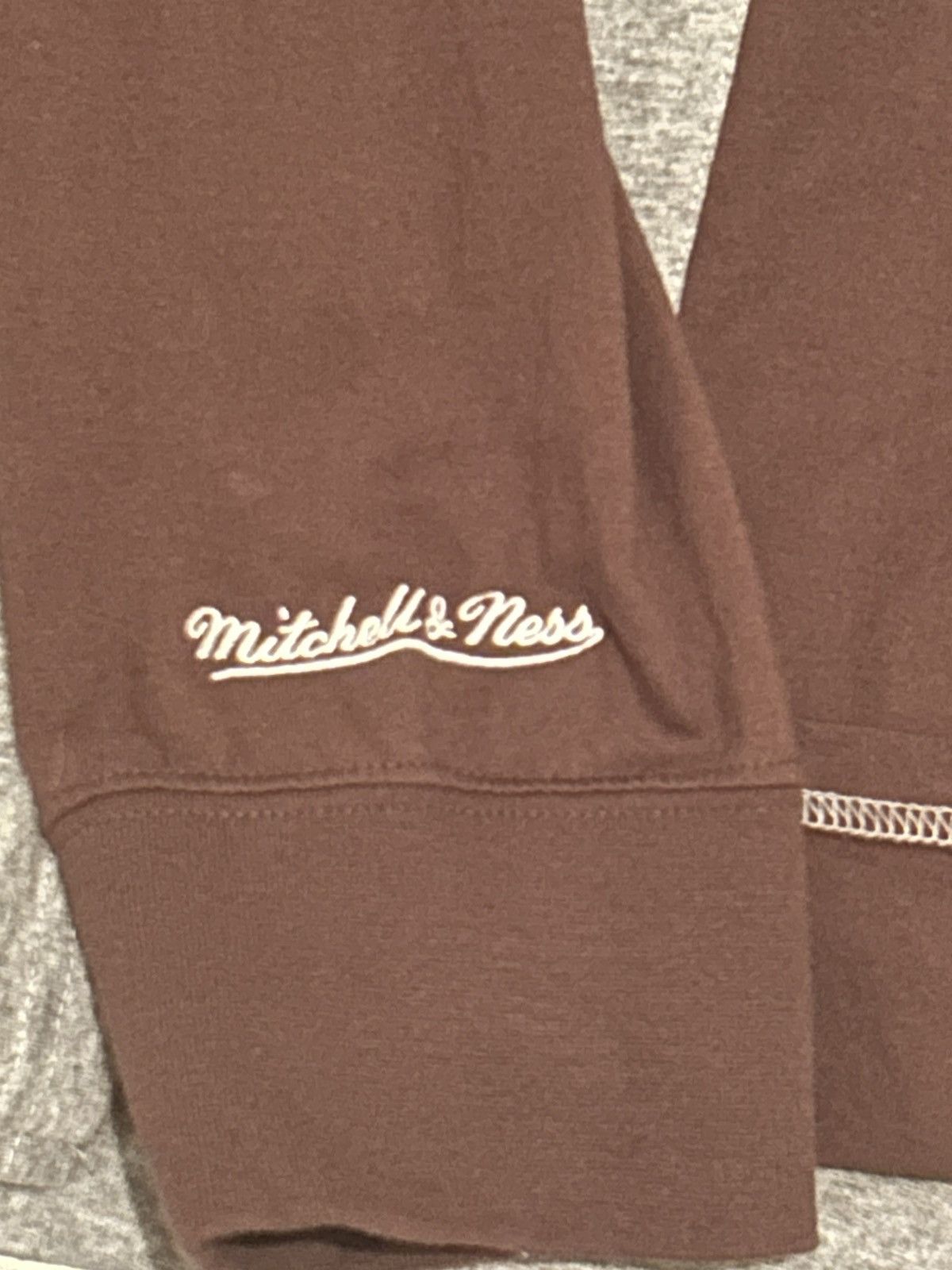 Mitchell & Ness Cleveland Browns The Elf Hoodie XL Retro NFL Brown Orange Size US XL / EU 56 / 4 - 5 Thumbnail