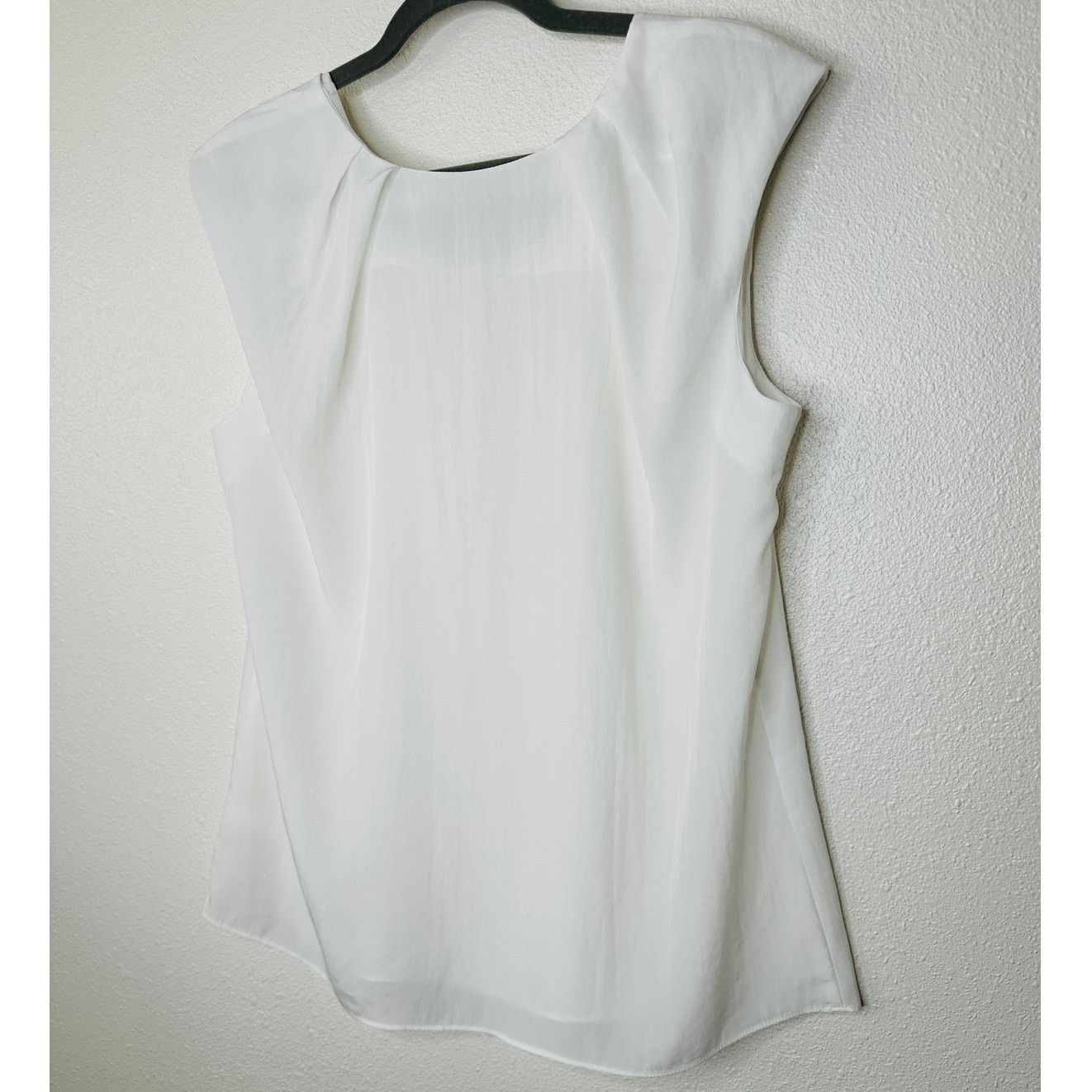 Gap Gap Off White Pleated Shoulder Cap Sleeve Round Neck Blouse Size L / US 10 / IT 46 - 9 Thumbnail