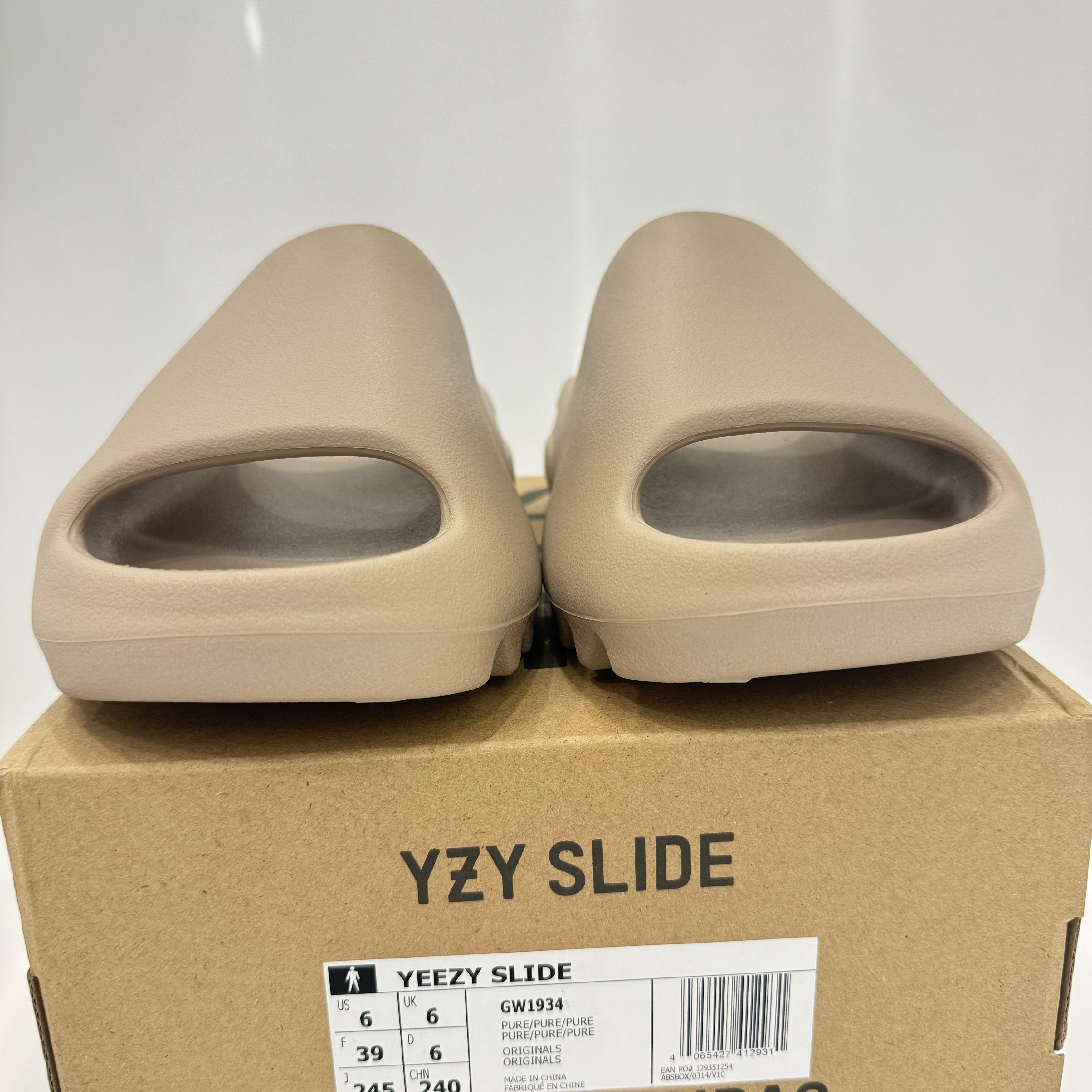 Adidas × Kanye West YEEZY SLIDE size7 (Pure restock 2022  display picture 3