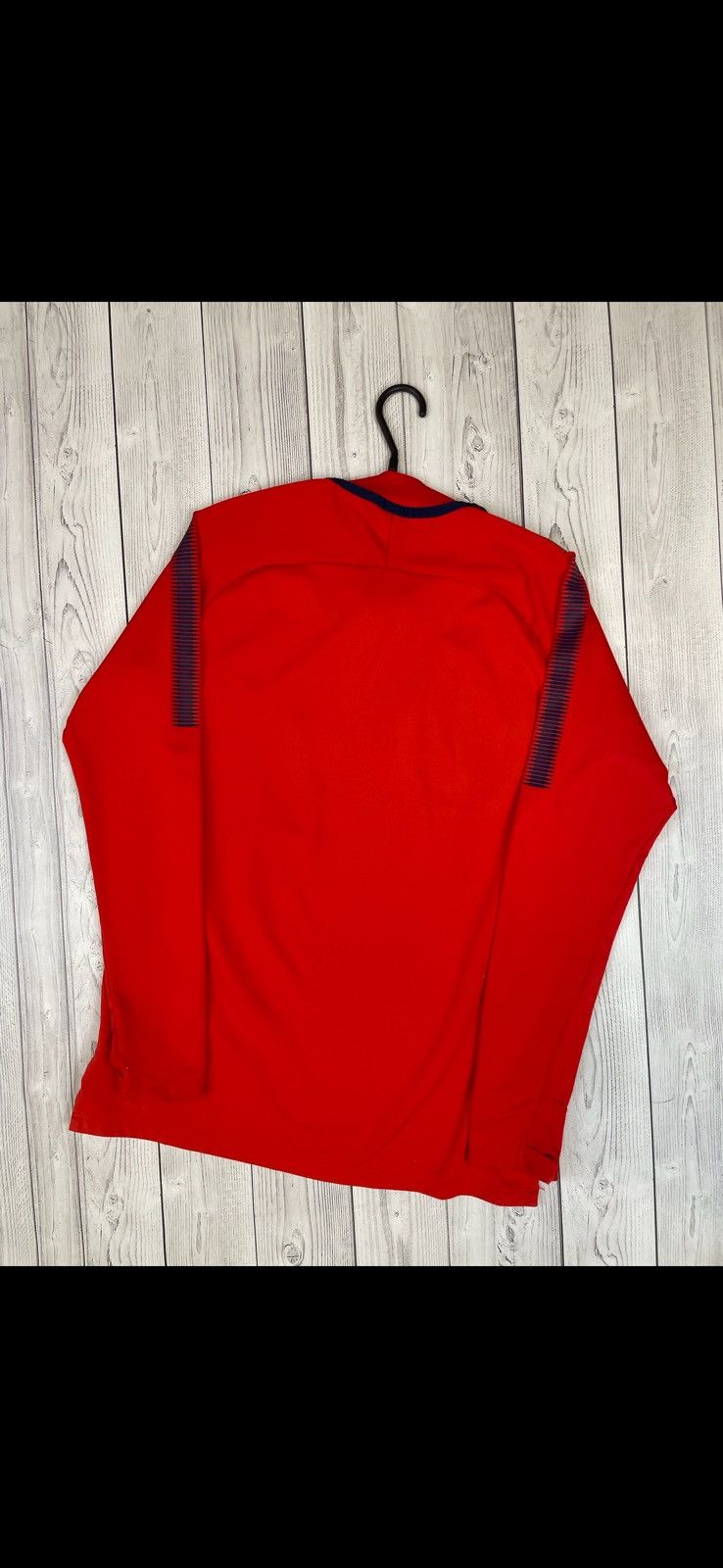 Nike Vintage nike PSG soccer jersey sweatshirt size L red rare Size US L / EU 52-54 / 3 - 2 Thumbnail