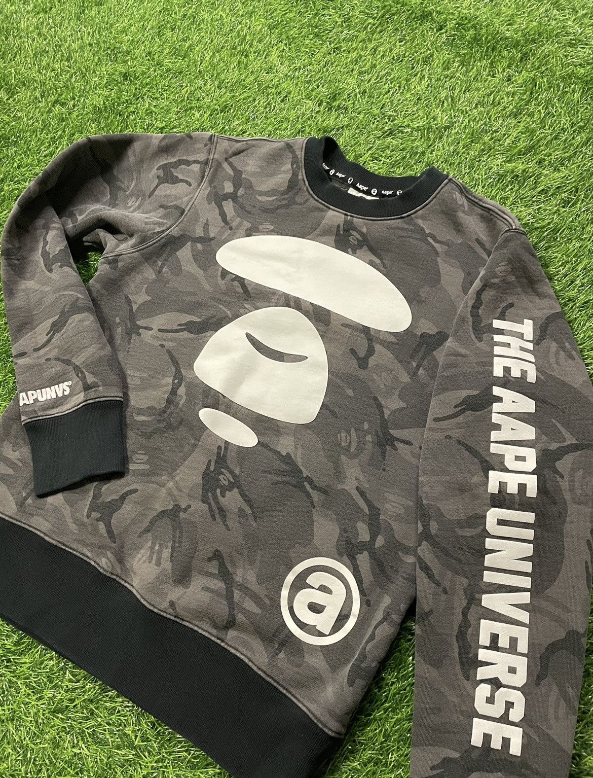 Aape Aape By A Bathing Ape Bape Crewneck Size Small Size US S / EU 44-46 / 1 - 3 Thumbnail