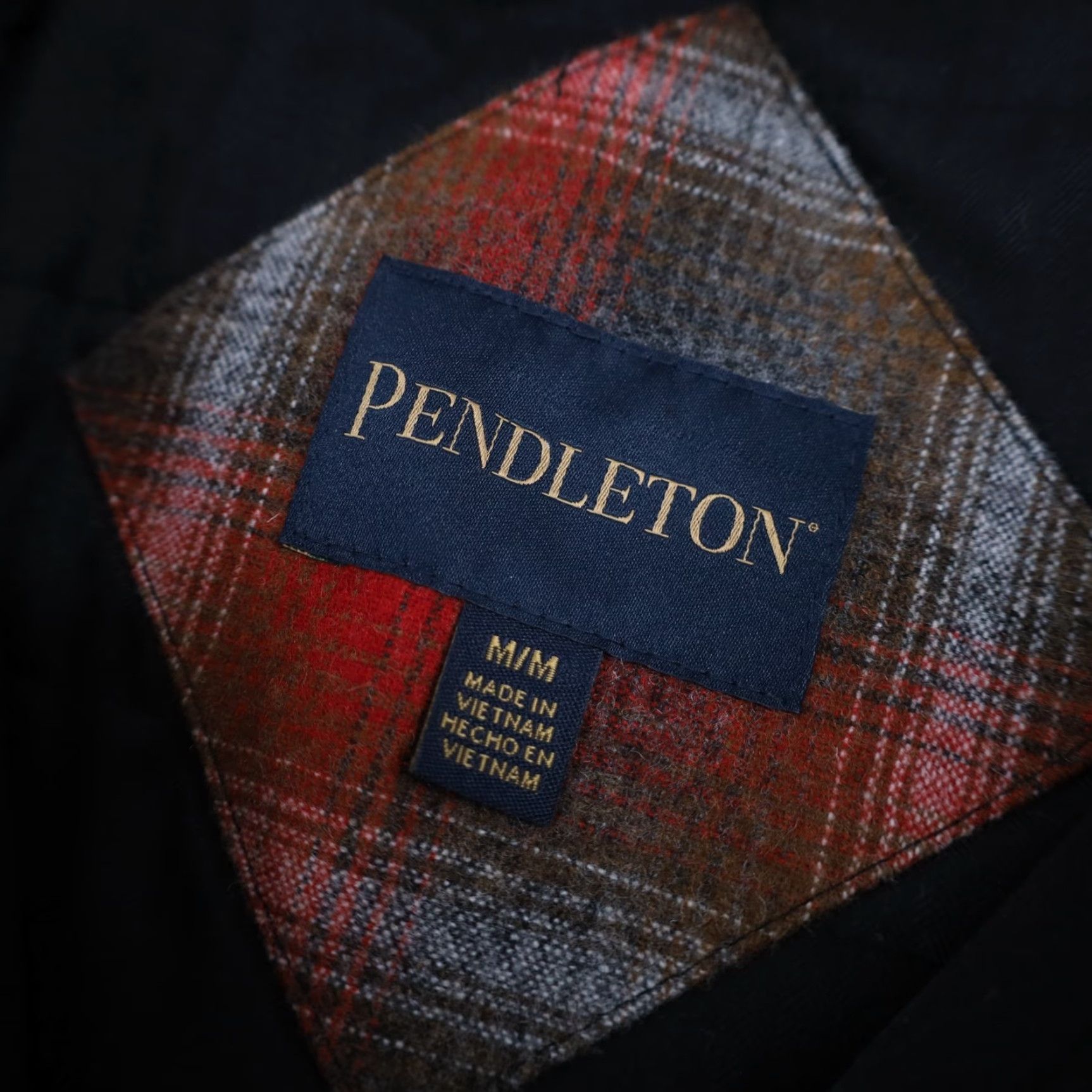 Pendleton VINTAGE Pendleton Mens Medium Shadow Plaid Polyfill Quilted Wool Shirt Jacket Size US M / EU 48-50 / 2 - 5 Thumbnail