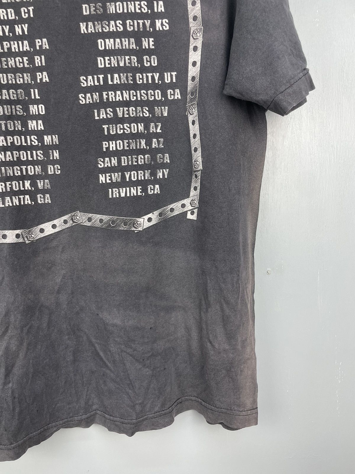 Band Tees Vintage Staind rock band tour sun faded distressed t shirt Size US L / EU 52-54 / 3 - 9 Thumbnail
